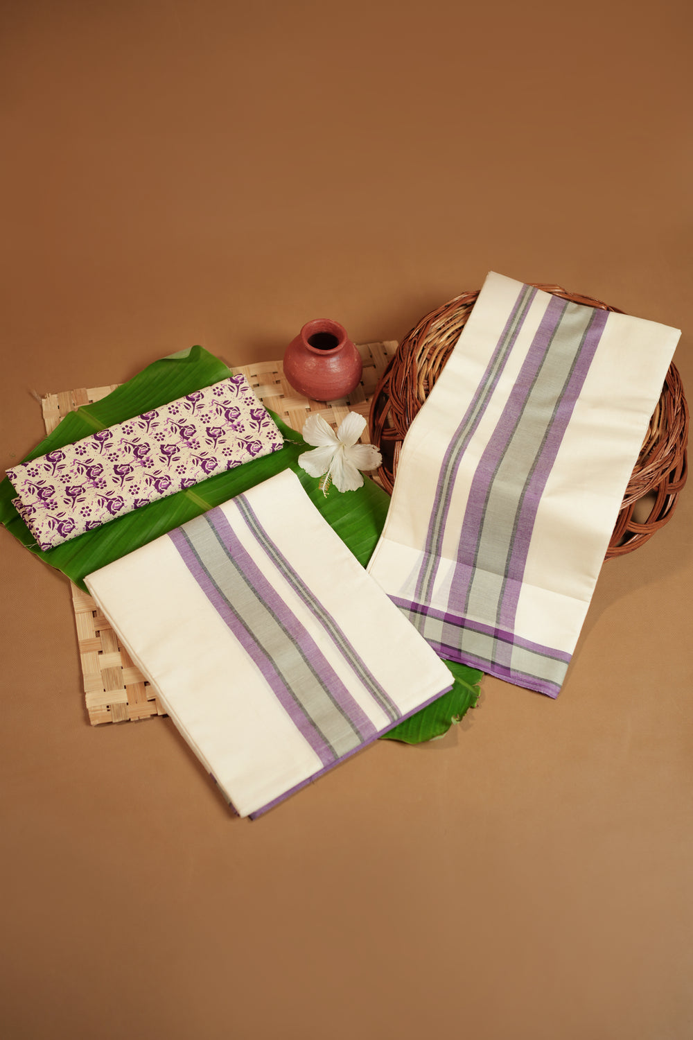 Apsara - Premium Mulloth Settumundu with Matching Cotton Blouse Material