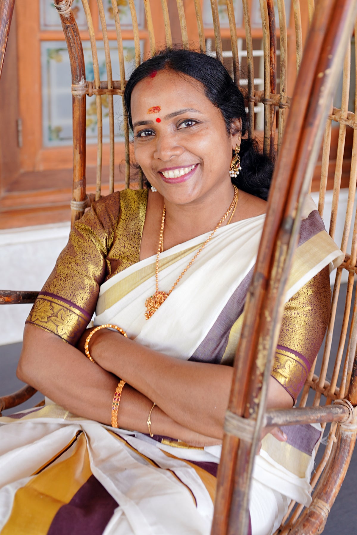 Vanya – Violet & Golden Kasavu Settumundu with Brocade Blouse Material