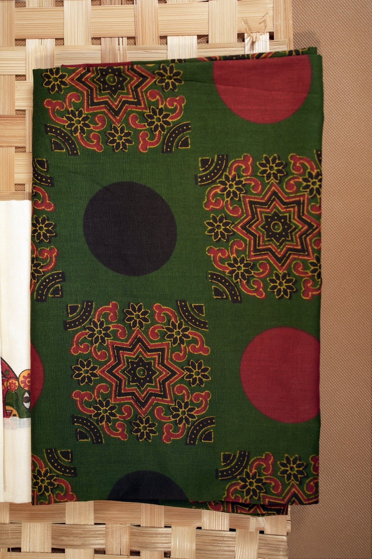 Kathakali Green Printed Settumundu with Matching Blouse Material