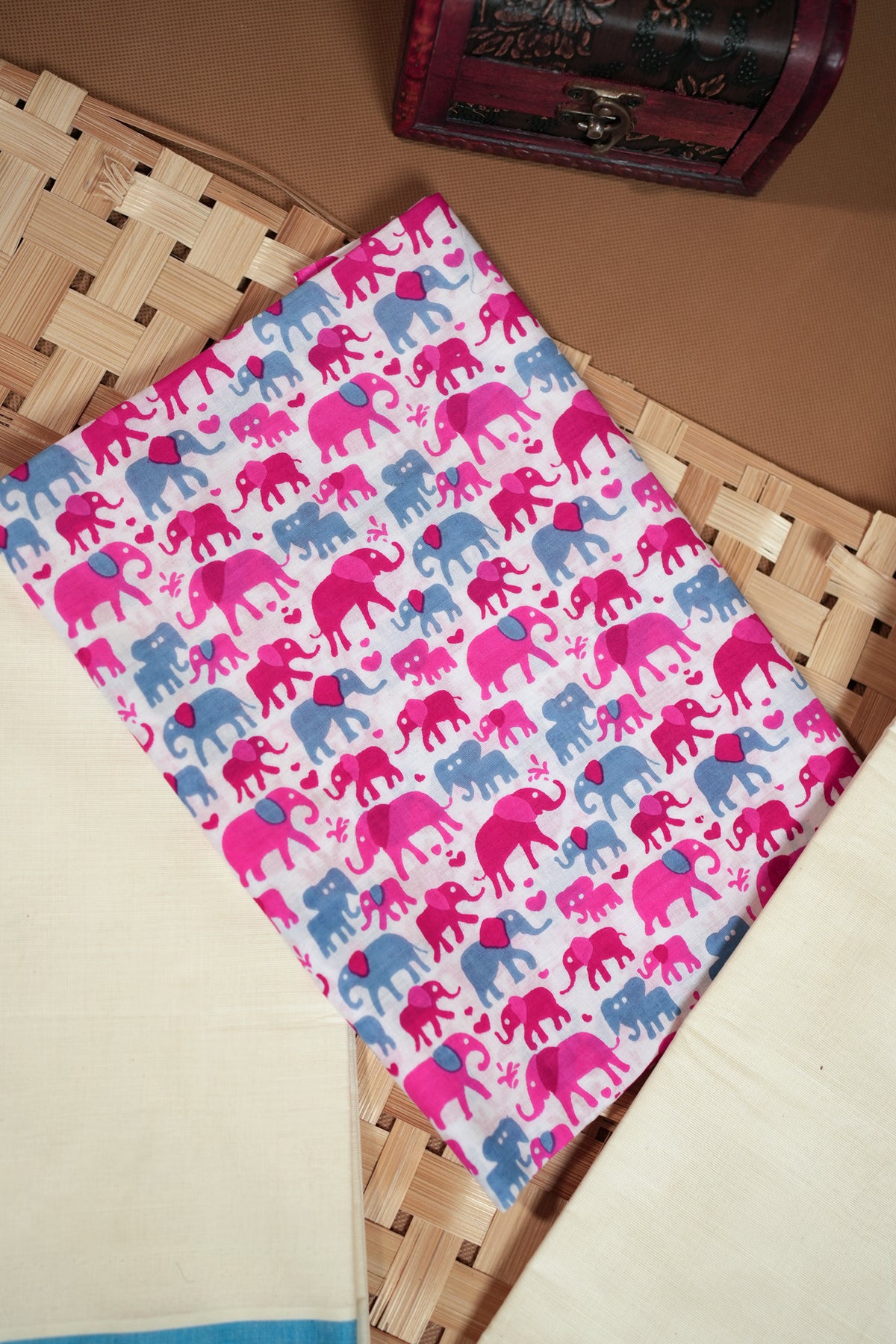 Elephant Nandini - Mulloth Settumund with Elephant Printed Blouse Material