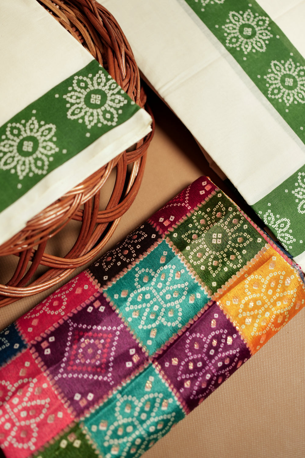 Bhandhini Green Printed Settumund with Matching Blouse Material