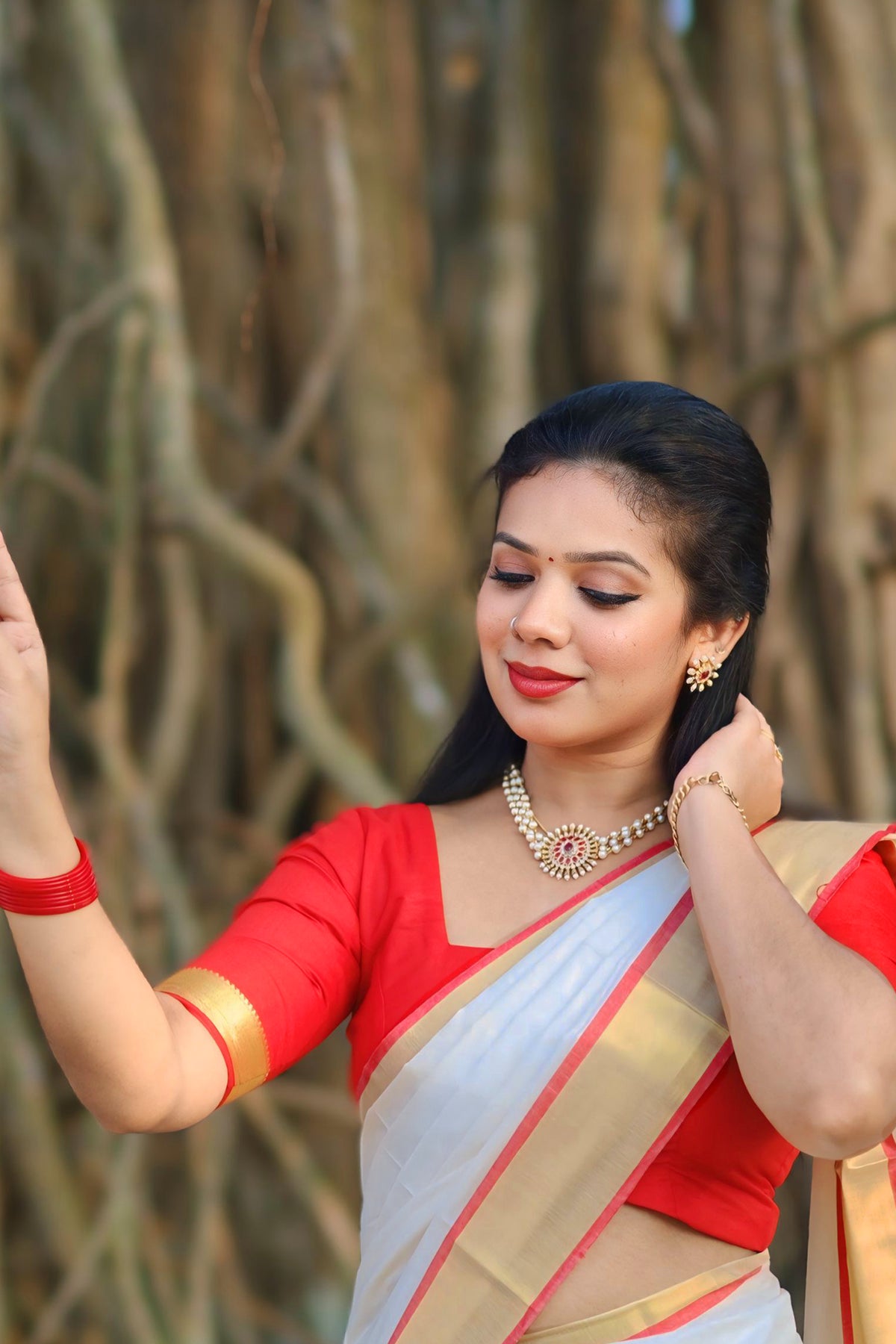 Durga – Red and Golden Kasav Settumund with Kasav Border Blouse Material
