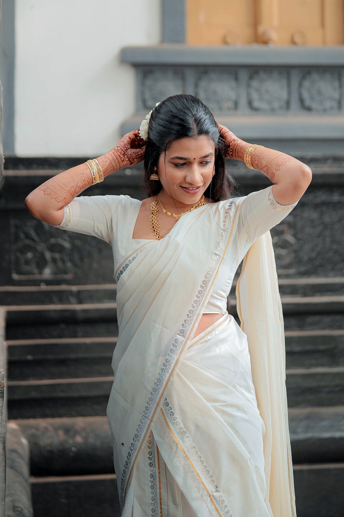 Kavya - Premium Golden Puliyilakkara Settumund with Golden Foil Printed Border with Blouse