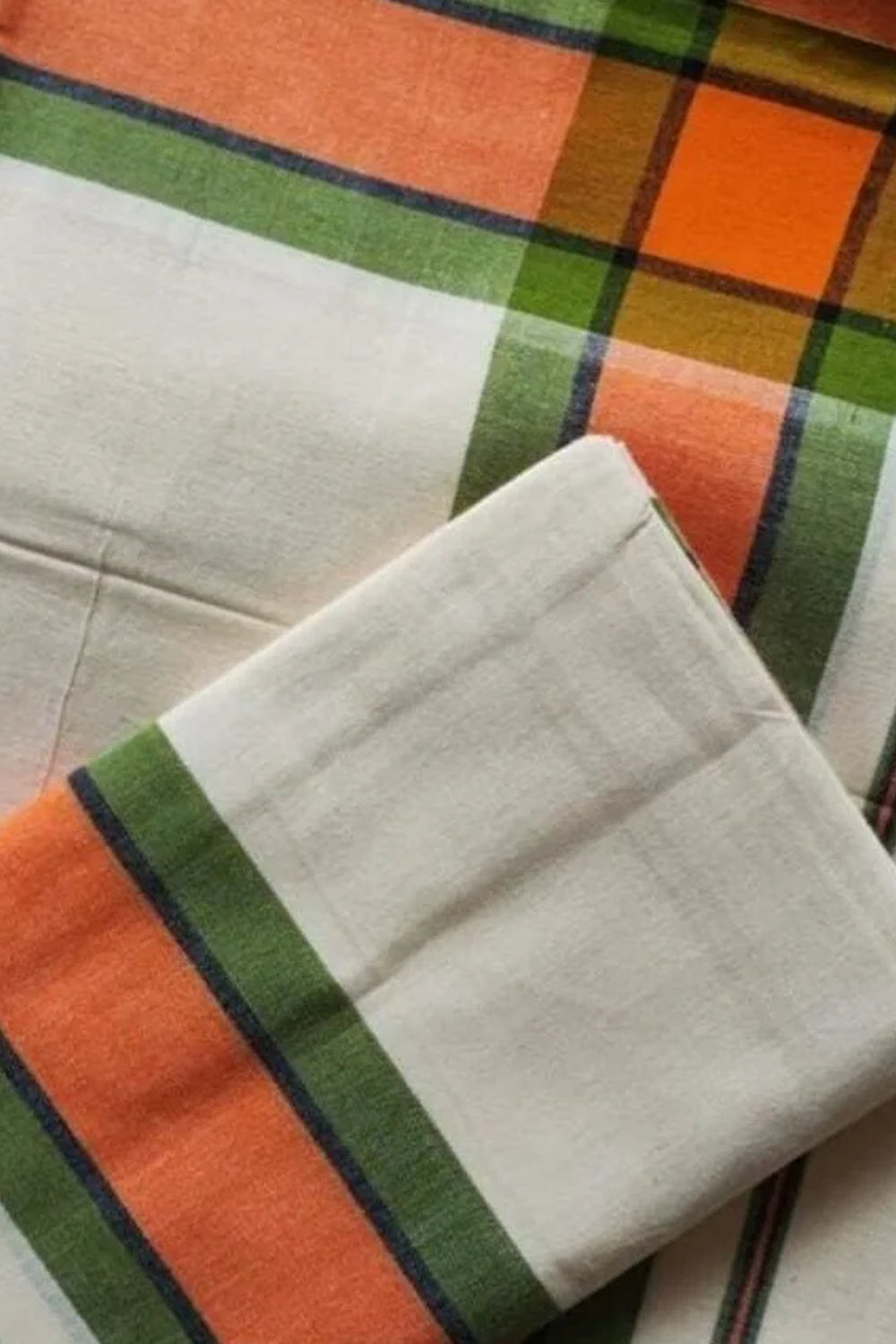 Chembakam - Pure Cotton Mulloth Settumund with Matching Blouse Material