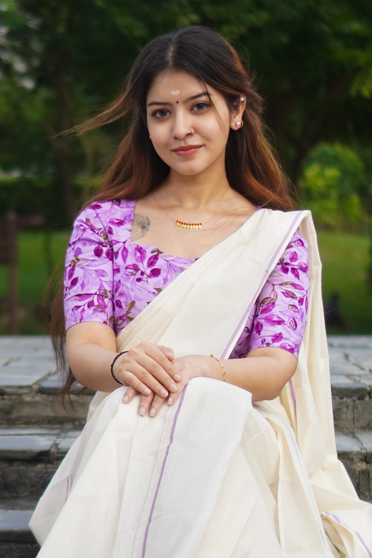 Laasya - Lavender Settumund with Printed Blouse Material