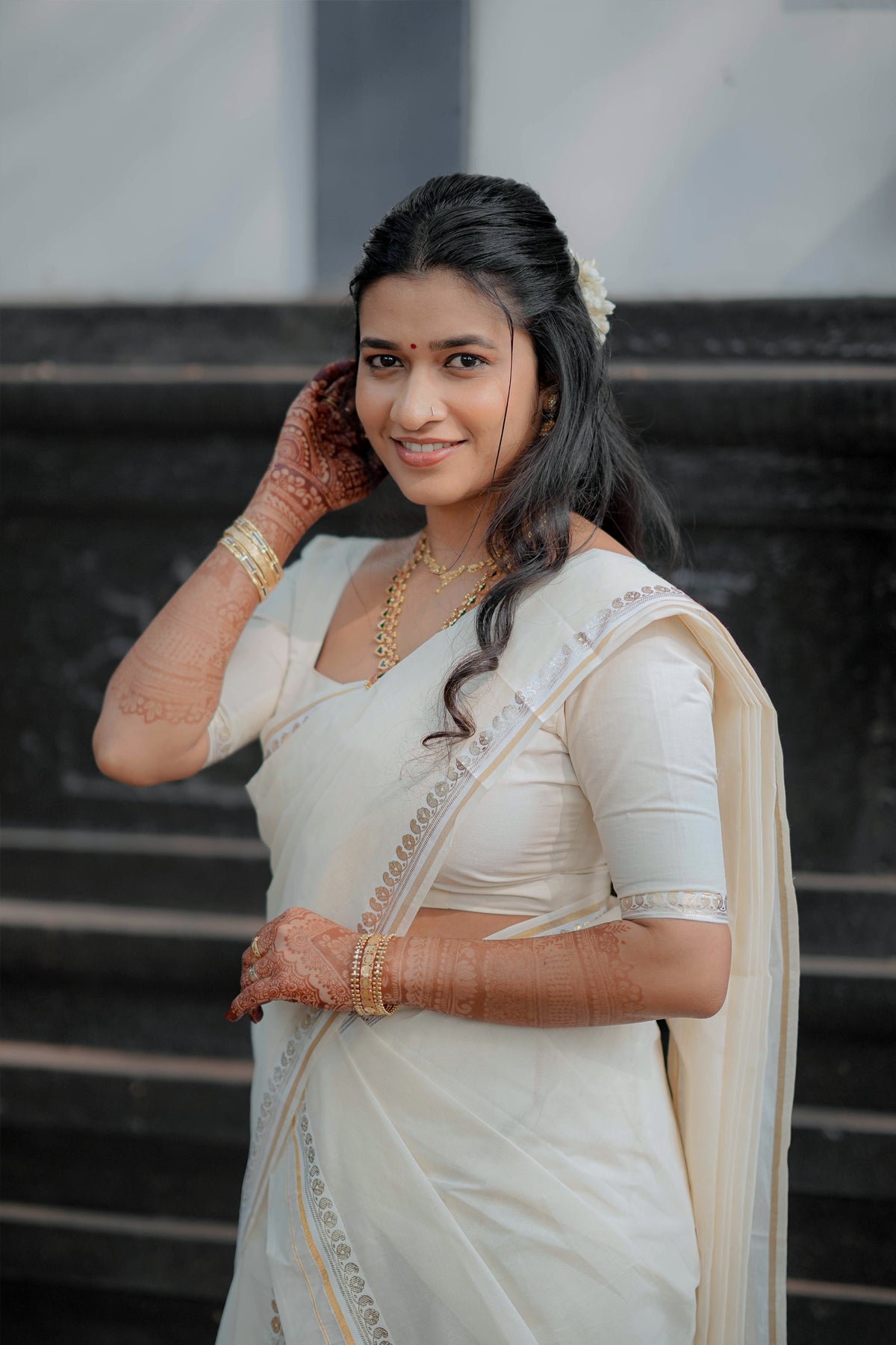 Kavya - Premium Golden Puliyilakkara Settumund with Golden Foil Printed Border with Blouse