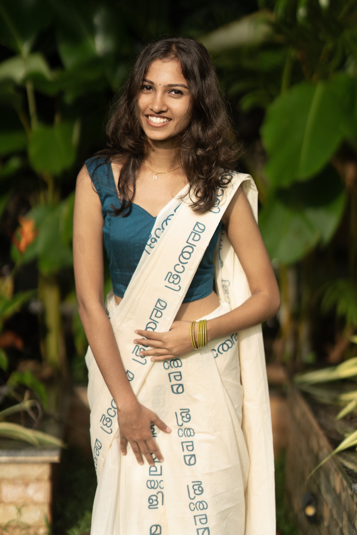 Malayali Printed Blue Pure Cotton Settumundu with Matching Blouse Material