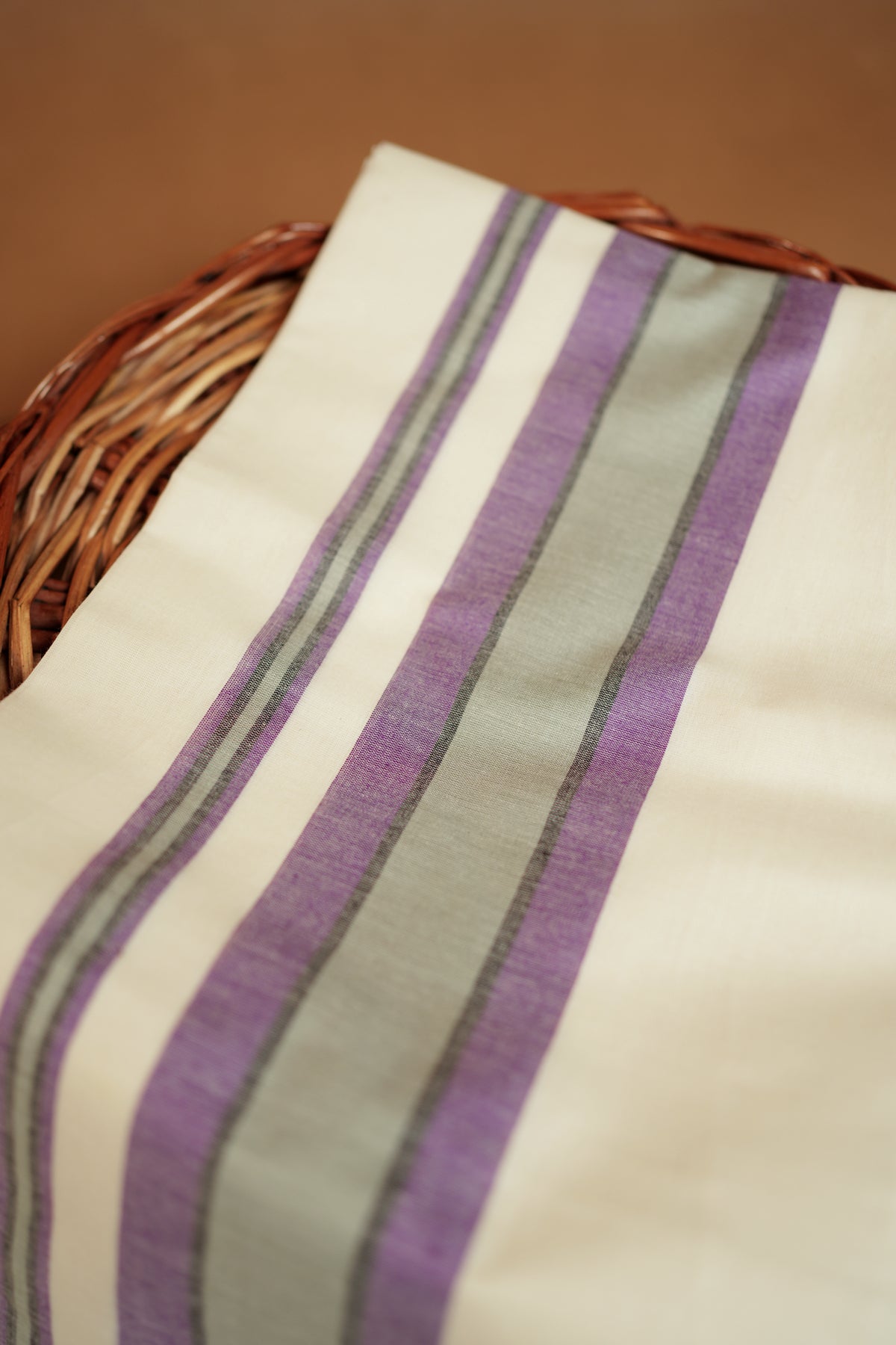 Apsara - Premium Mulloth Settumundu with Matching Cotton Blouse Material
