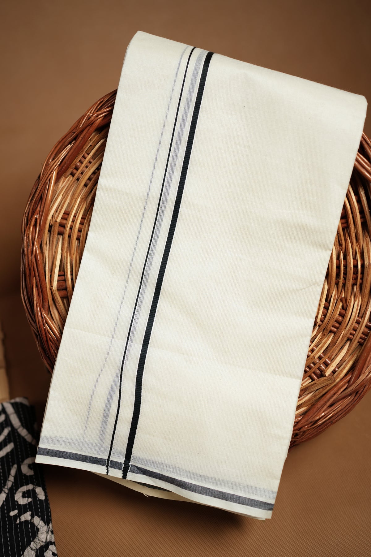Kantha- Black Puliyilakkara Settumund with Kantha Cotton Blouse Material