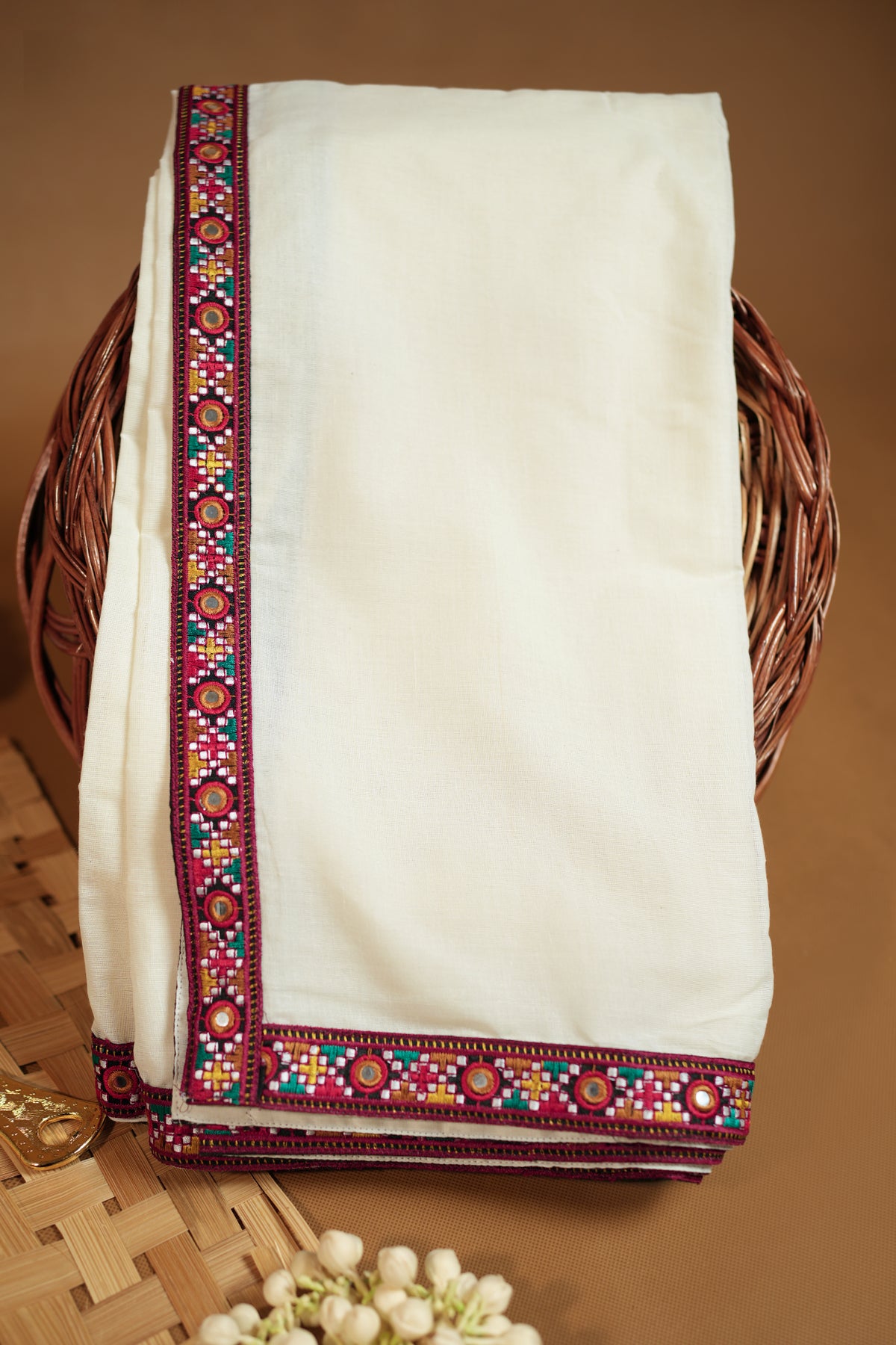 Sahrudaya– Mirror worked Lace border Stitched Settumund with Matching Blouse Material