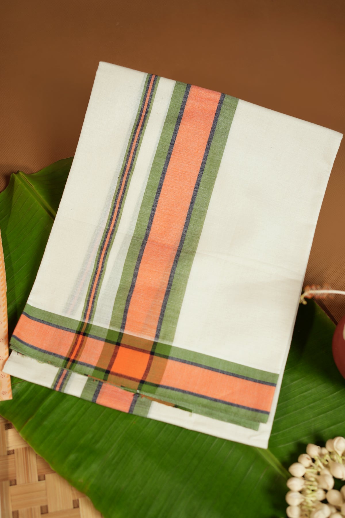 Niranjana Pure Cotton Traditional Kerala Mulloth Settumund with Floral Printed Blouse Material