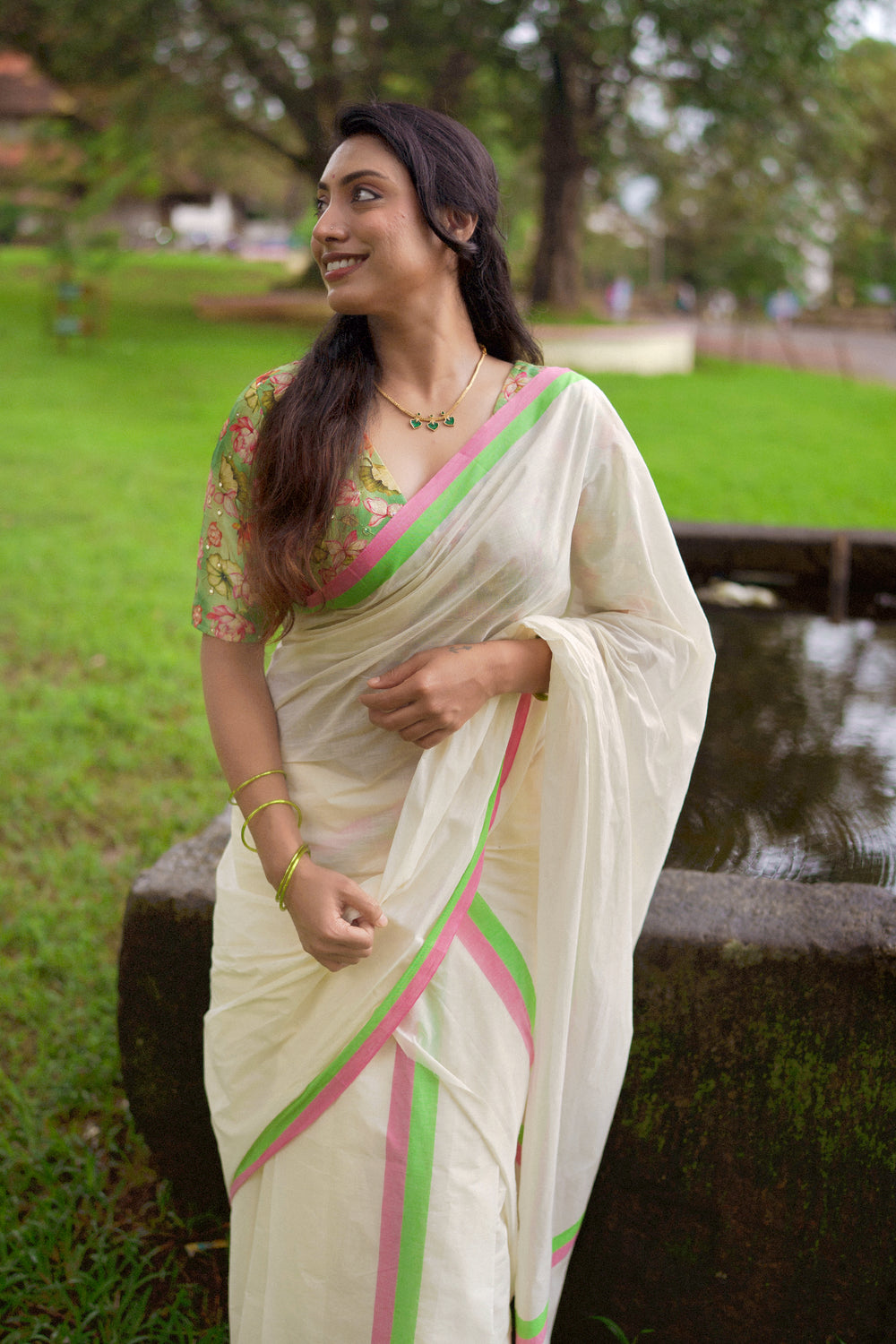 Pankajam Pink and Green Border Pure Cotton Settumundu with Printed Blouse Material