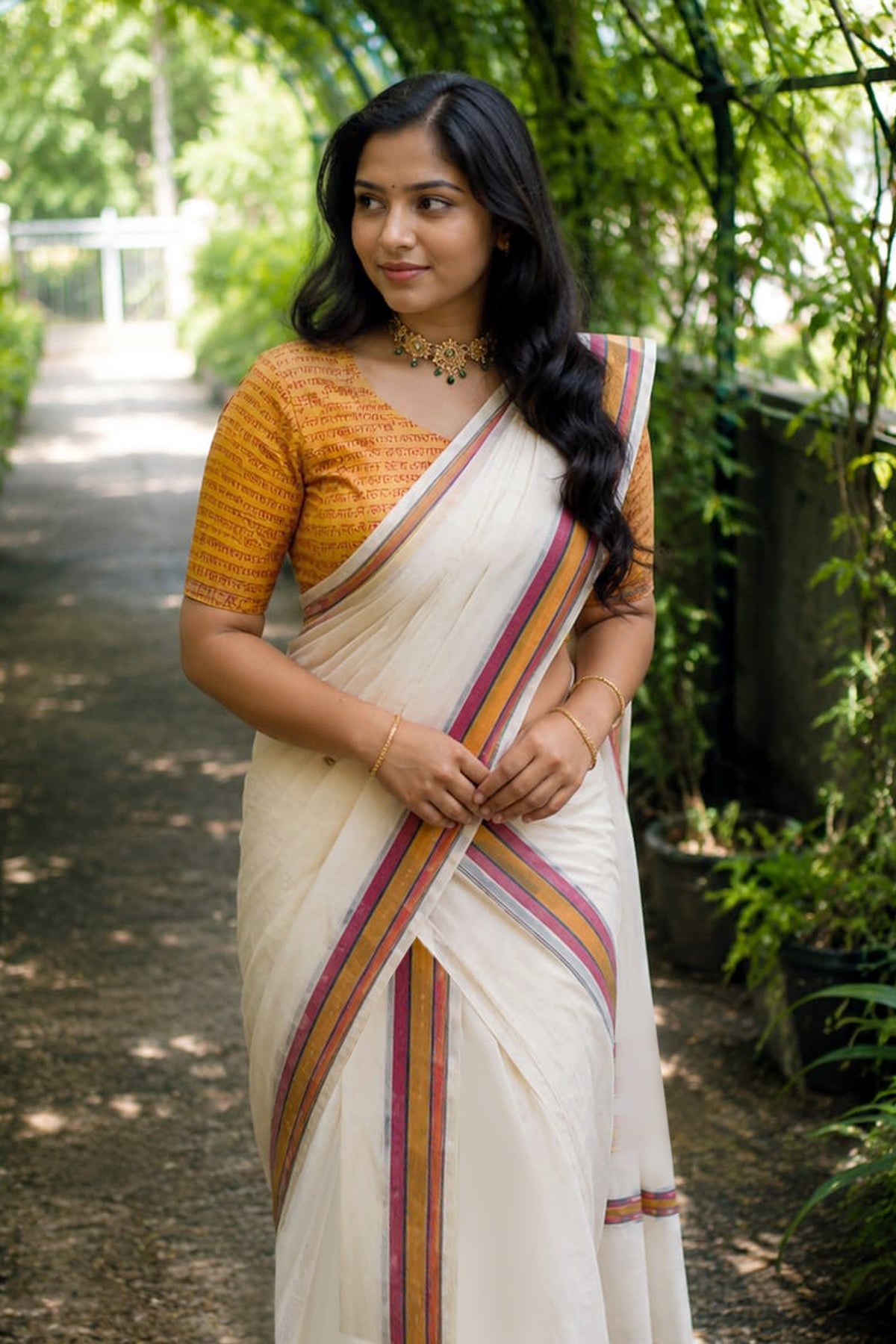 Lipika - Traditional Culture Settumundu with Matching Blouse Material
