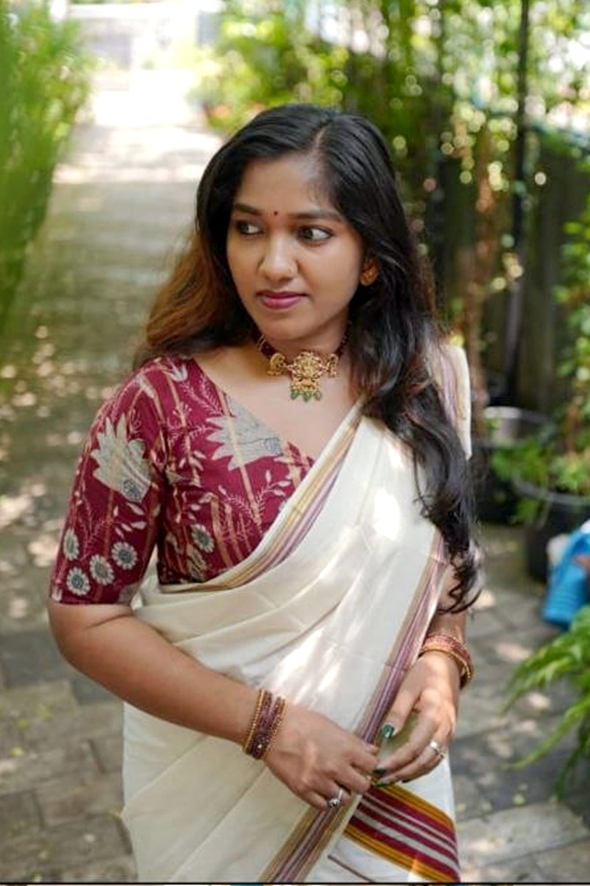 Gayathri- Pure Cotton Kasavu Settu Mundu with Designer Blouse Material
