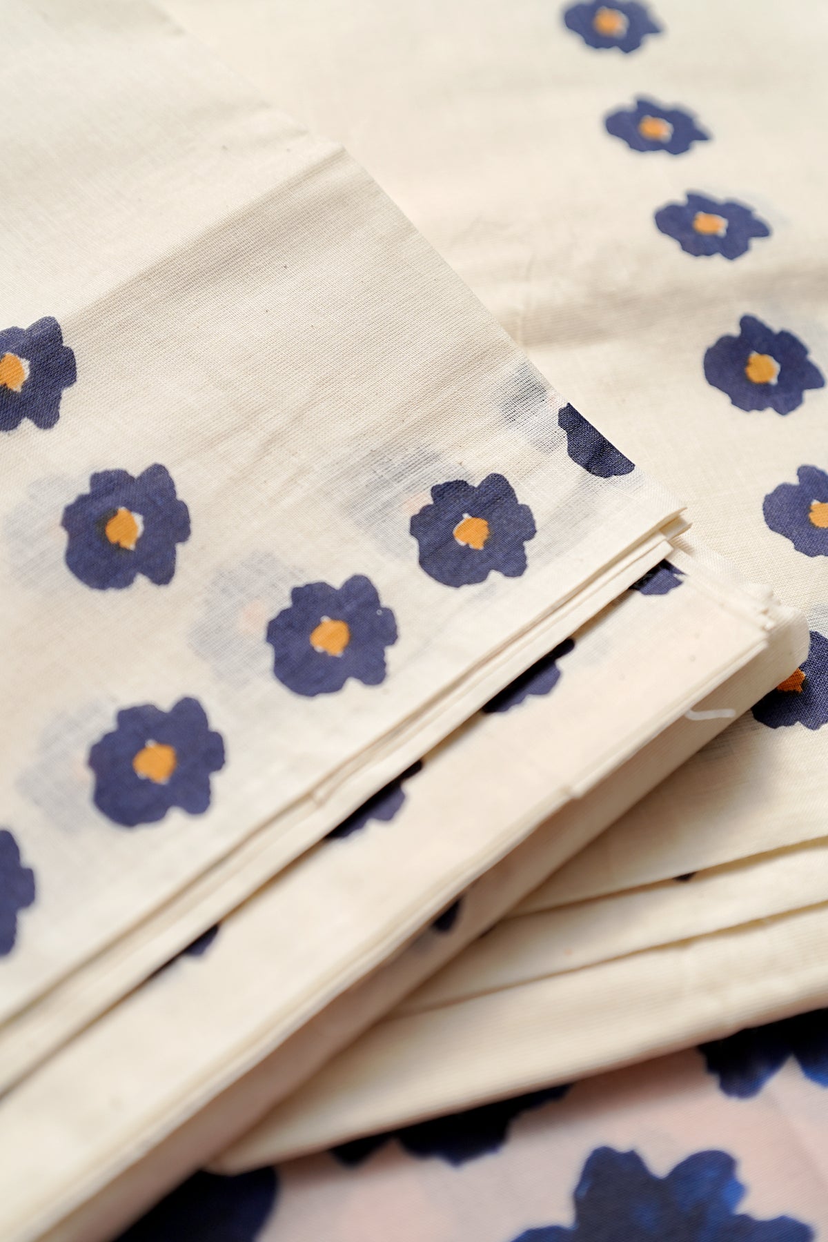 Veelipoo Printed Blouse Material — Blue Floral on Dual Base Shades