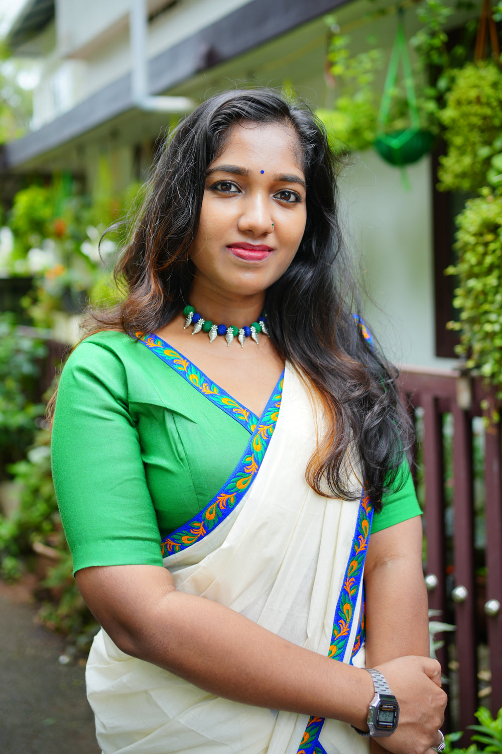 Mayoora Green Settumundu with Stitched Multicolor Border and Plain Blouse Material