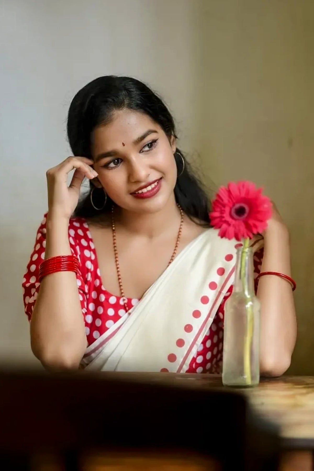 Sumangala Pott - Pure Cotton  Settumund with Matching Printed Blouse Material