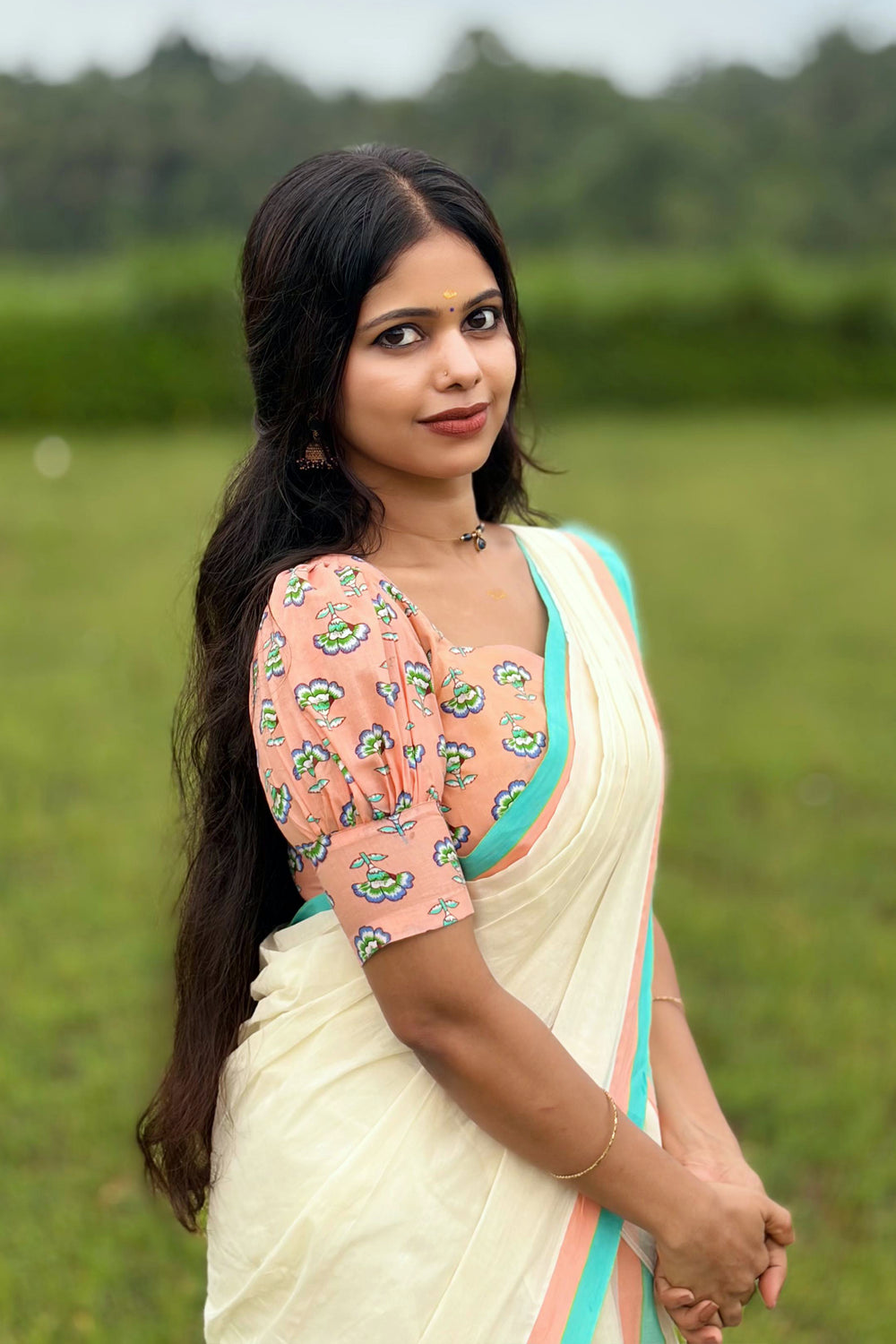 Athulya- Traditional Settumundu with Printed Blouse Material