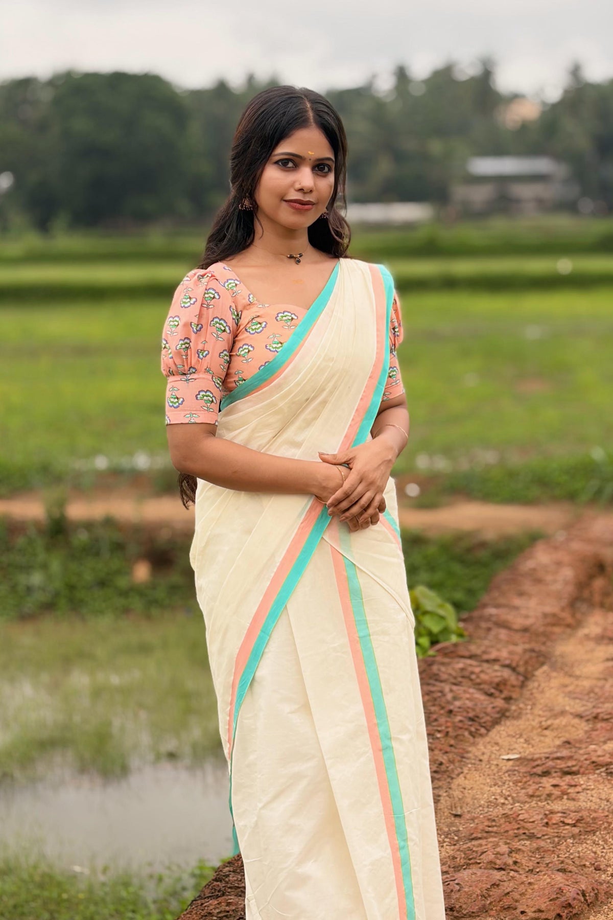 Athulya- Traditional Settumundu with Printed Blouse Material