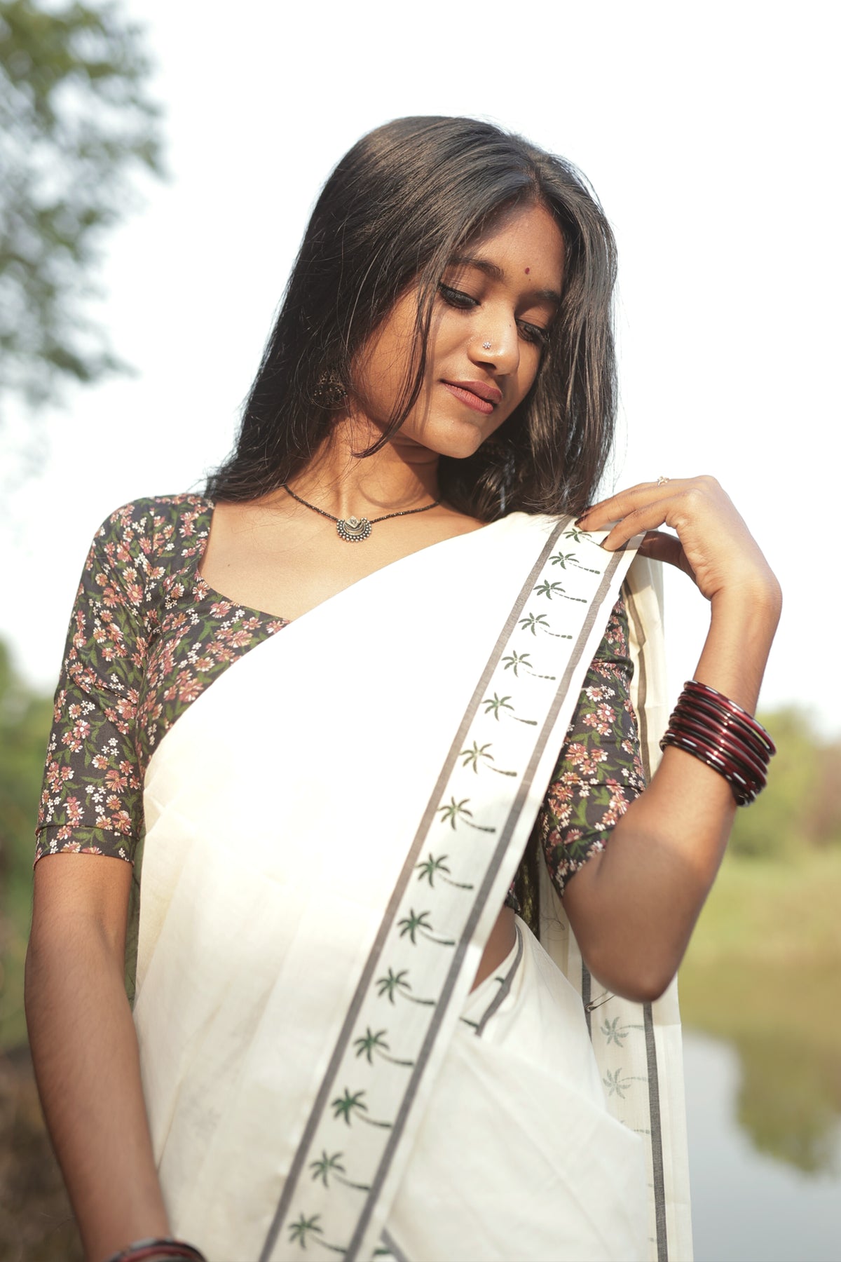 Thengu Green Settumundu with Matching Blouse Material