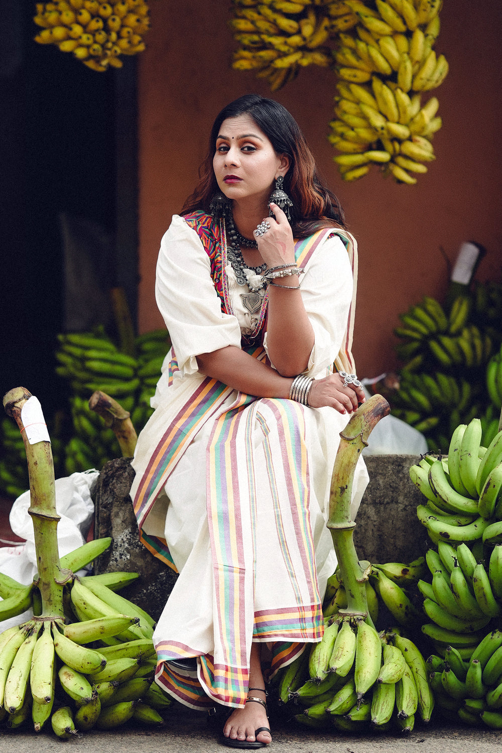 Painkili Settumundu - Six Colour Borders Pure Cotton Traditional Kerala Mulloth Settumundu with Parrot Printed Blouse Material