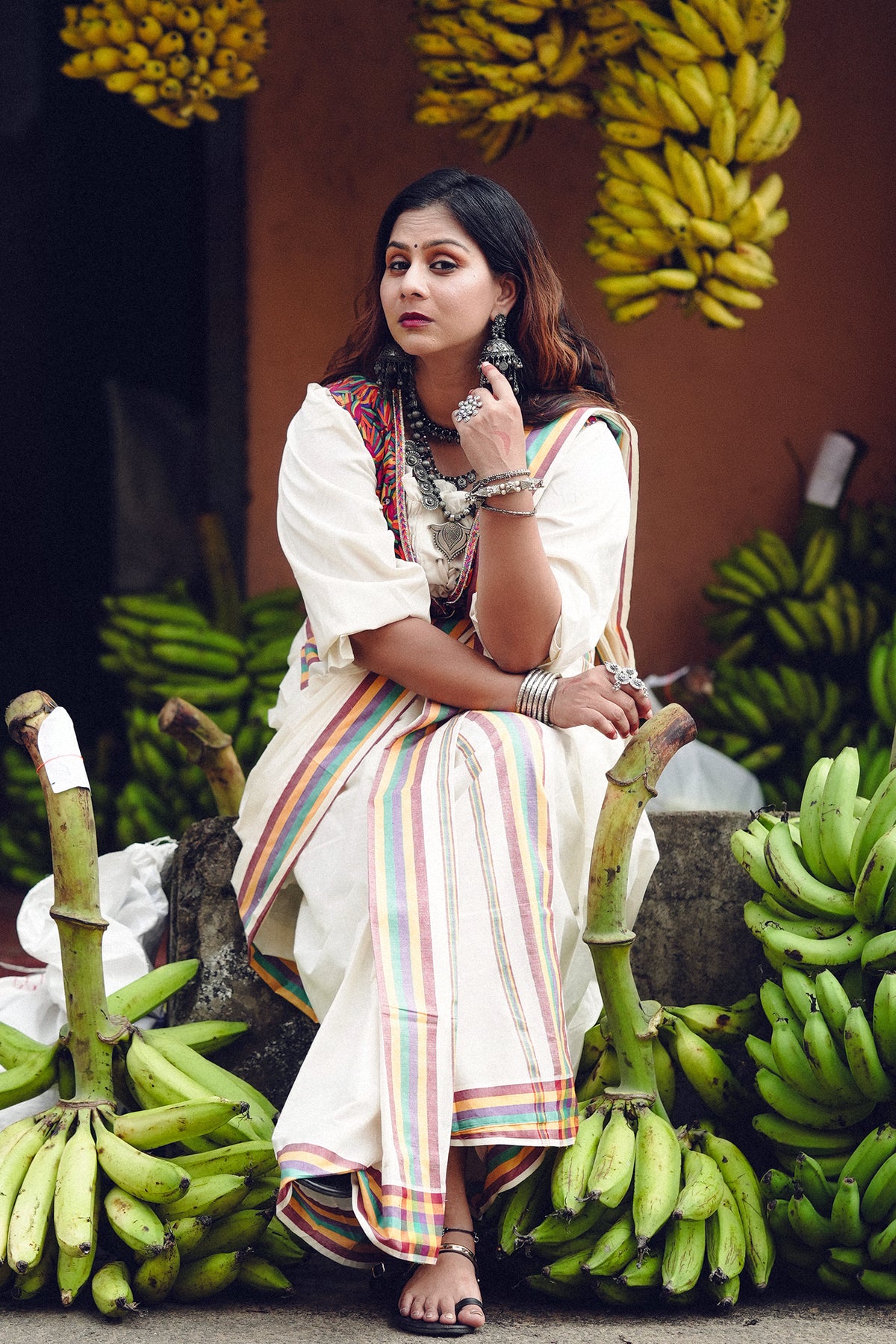 Painkili Settumundu - Six Colour Borders Pure Cotton Traditional Kerala Mulloth Settumundu with Parrot Printed Blouse Material