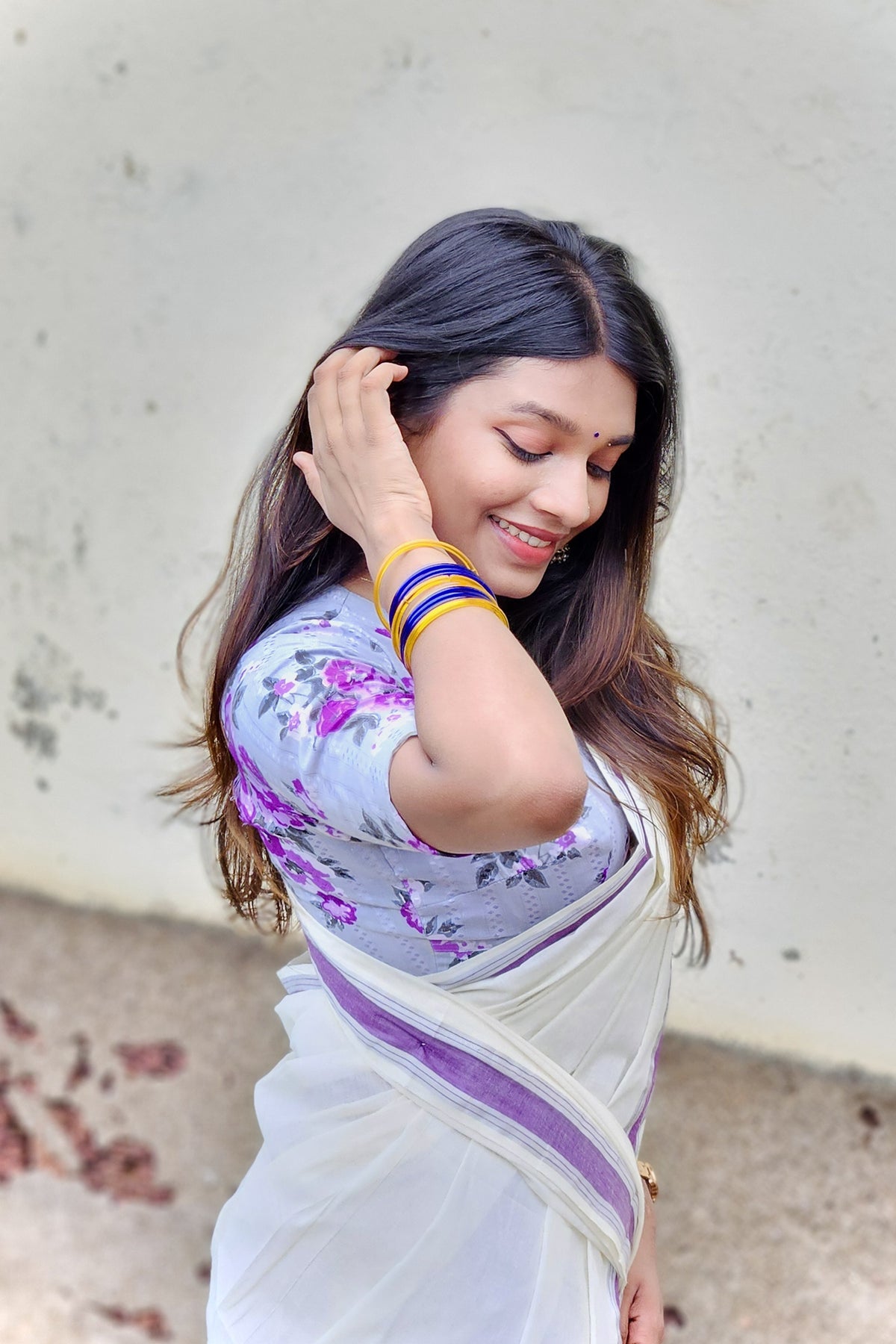 Anamika – Violet and Silver Kasav Settumund