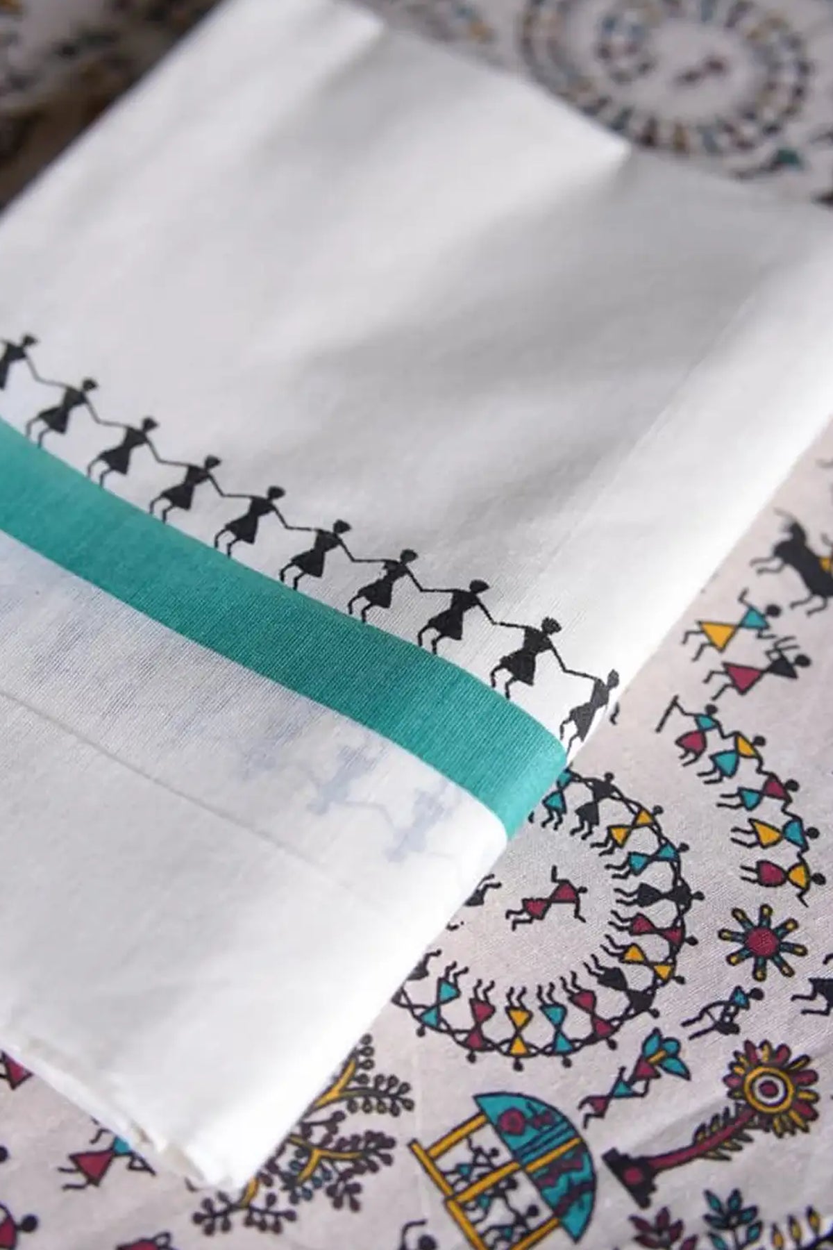 Aadhirekha - Cyan Warli Printed Settumund with Printed Blouse Material