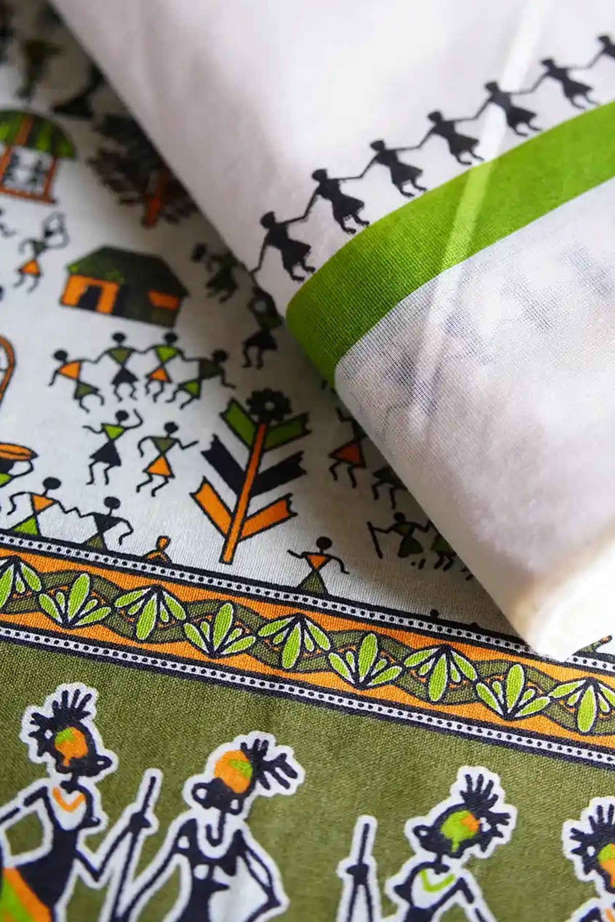 Aadhirekha - Green Warli Printed Settumund with Printed Blouse Material