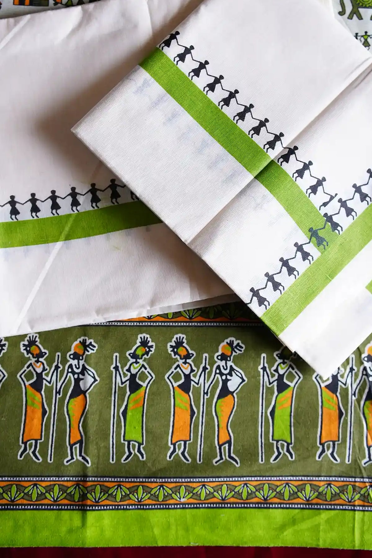 Aadhirekha - Green Warli Printed Settumund with Printed Blouse Material