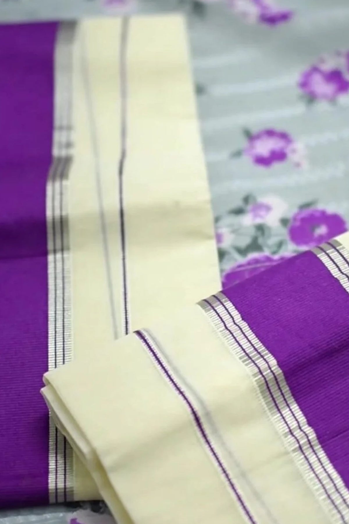 Anamika – Violet and Silver Kasav Settumund