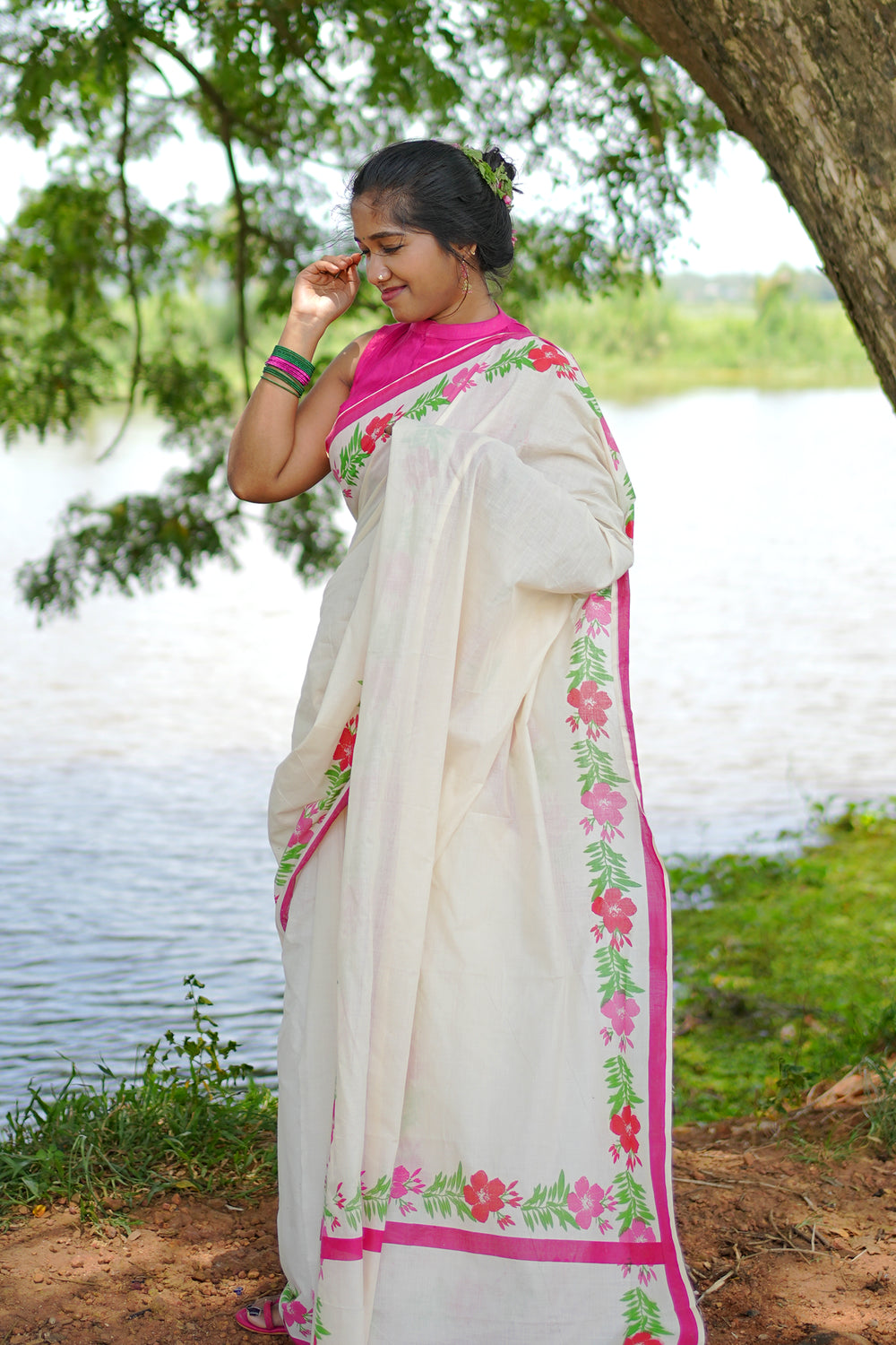 Arali Printed Settumundu with Matching Plain Blouse Material