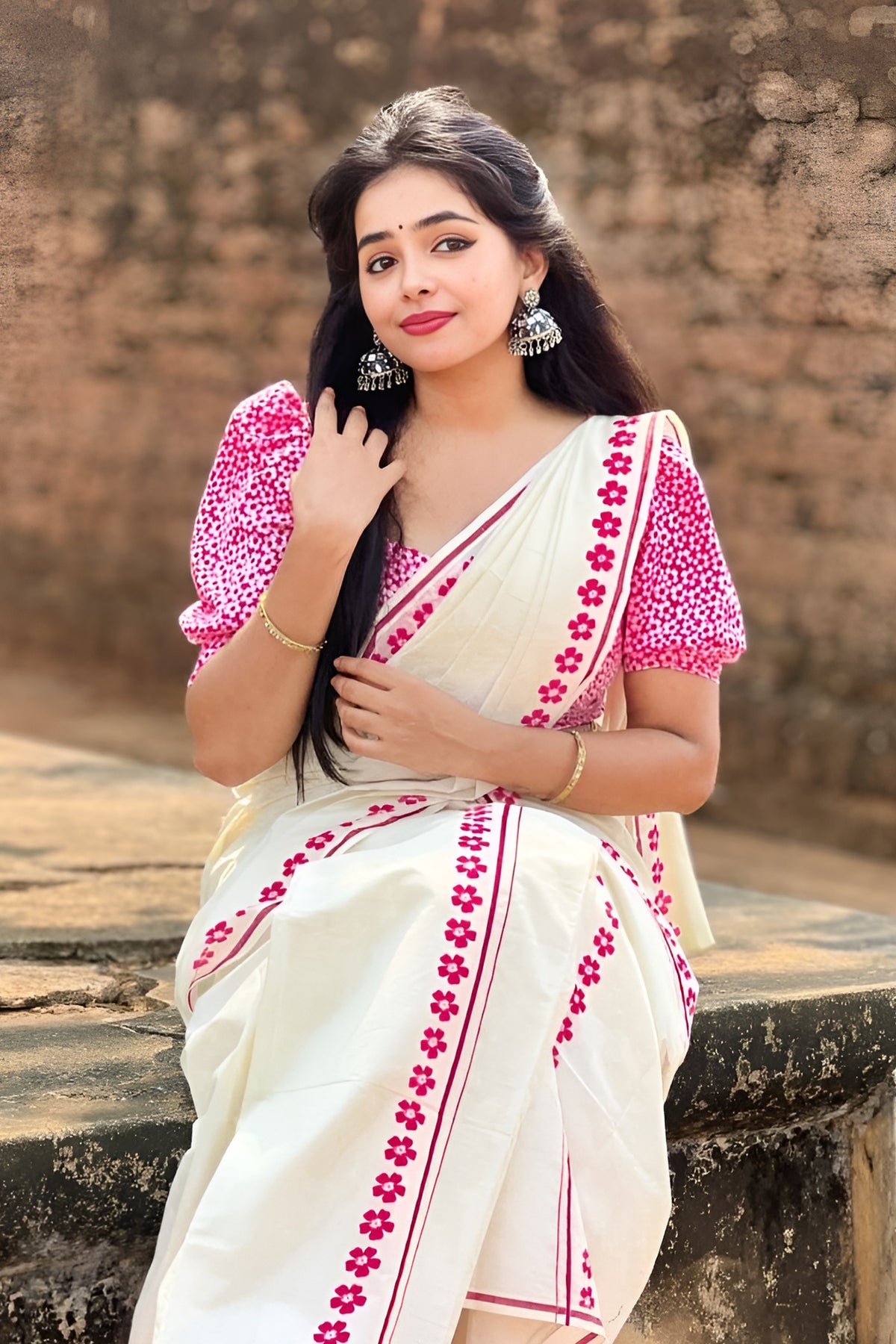 Arunima - Pink Floral Printed Puliyilakkara Settumund with Matching Floral Blouse Material