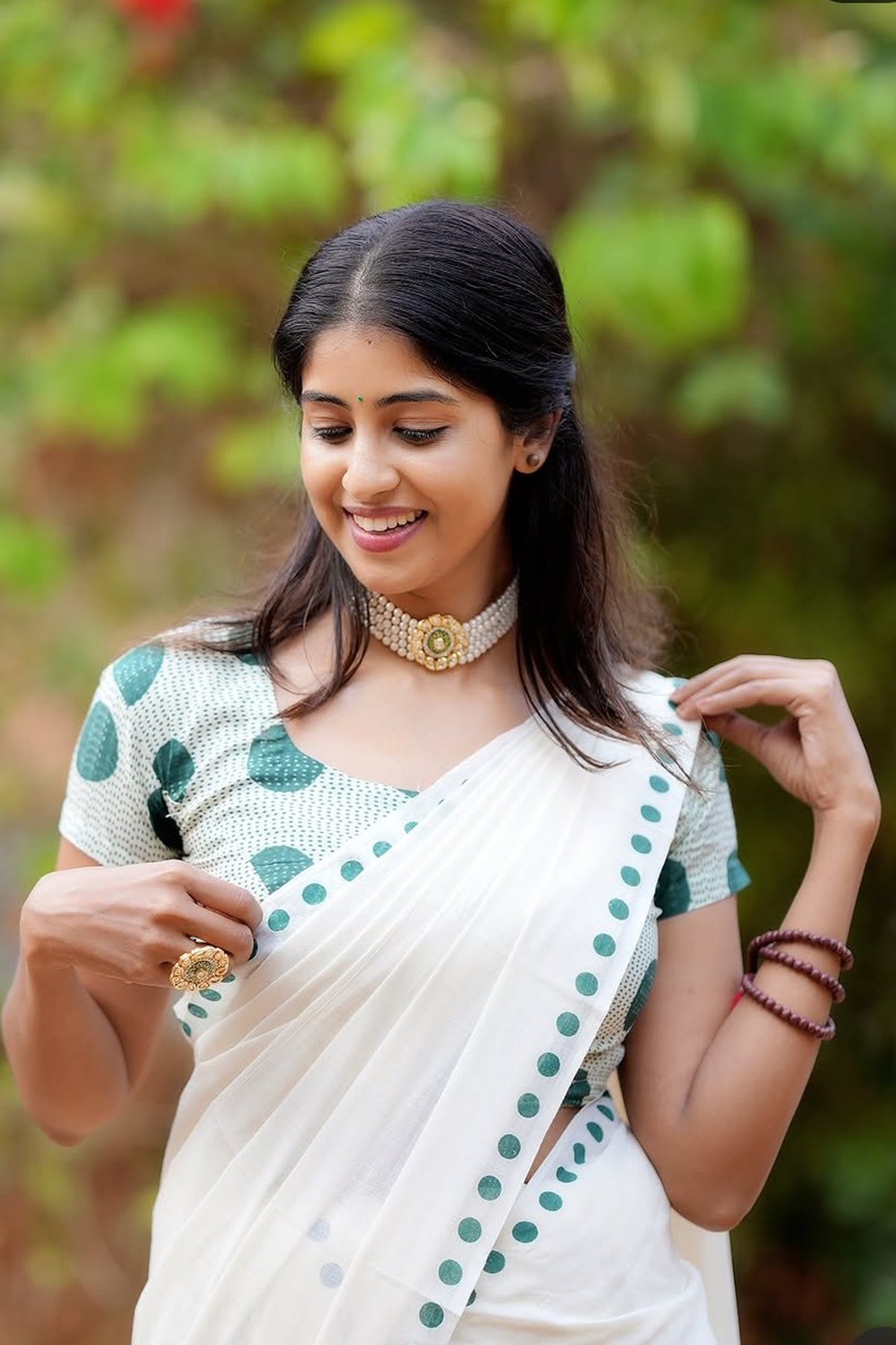 Green Pott - Green Dots Screen Printed Settumund with Matching Blouse Material