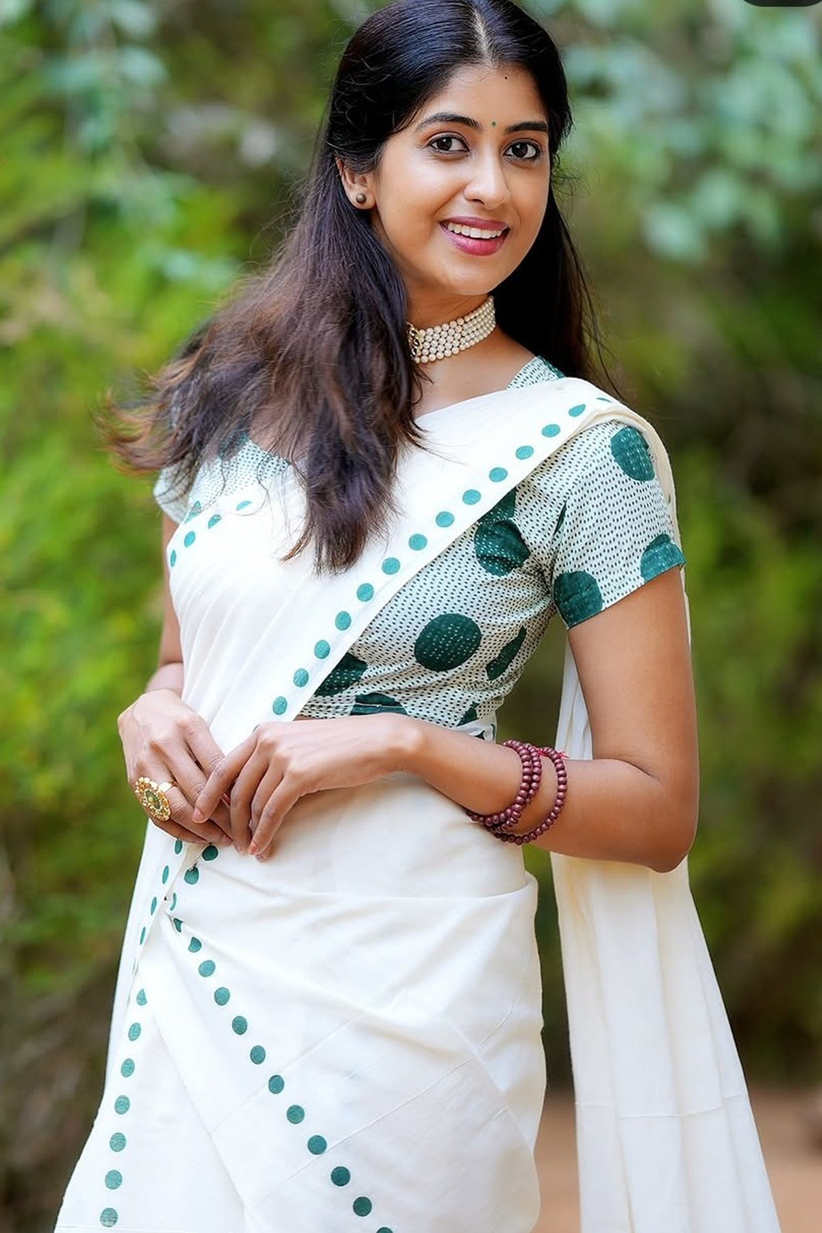 Green Pott - Green Dots Screen Printed Settumund with Matching Blouse Material