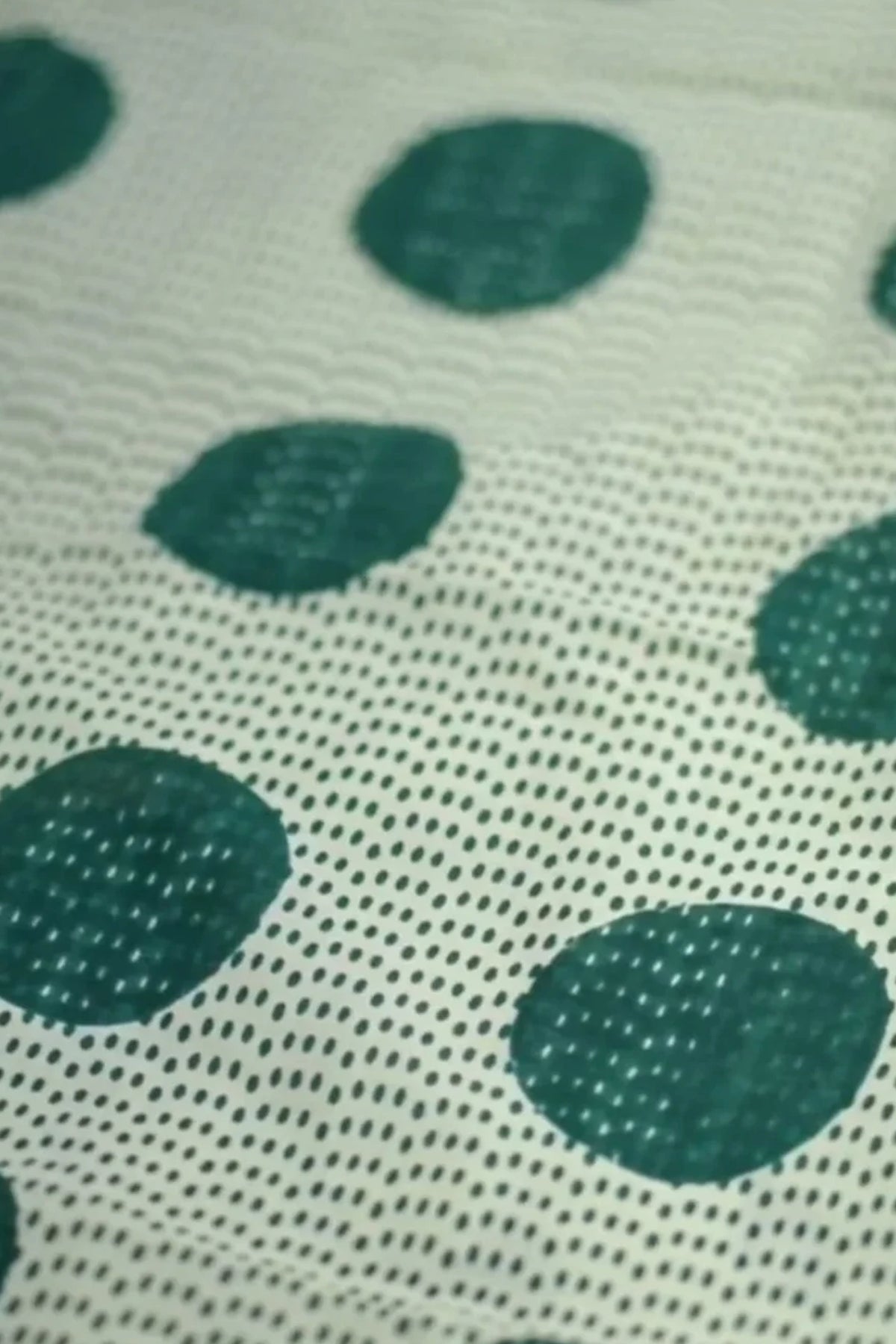 Green Pott - Green Dots Screen Printed Settumund with Matching Blouse Material