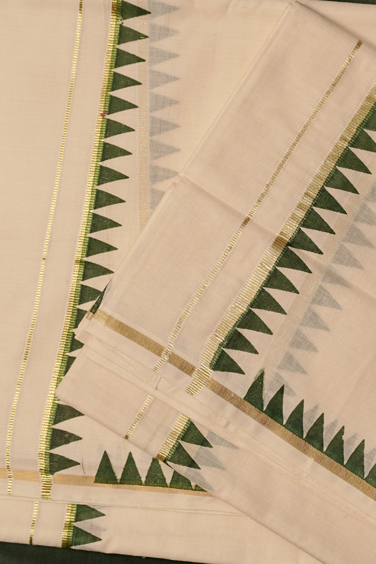 Pacha– Green Temple Printed Settumund with Kasav Border Blouse Material