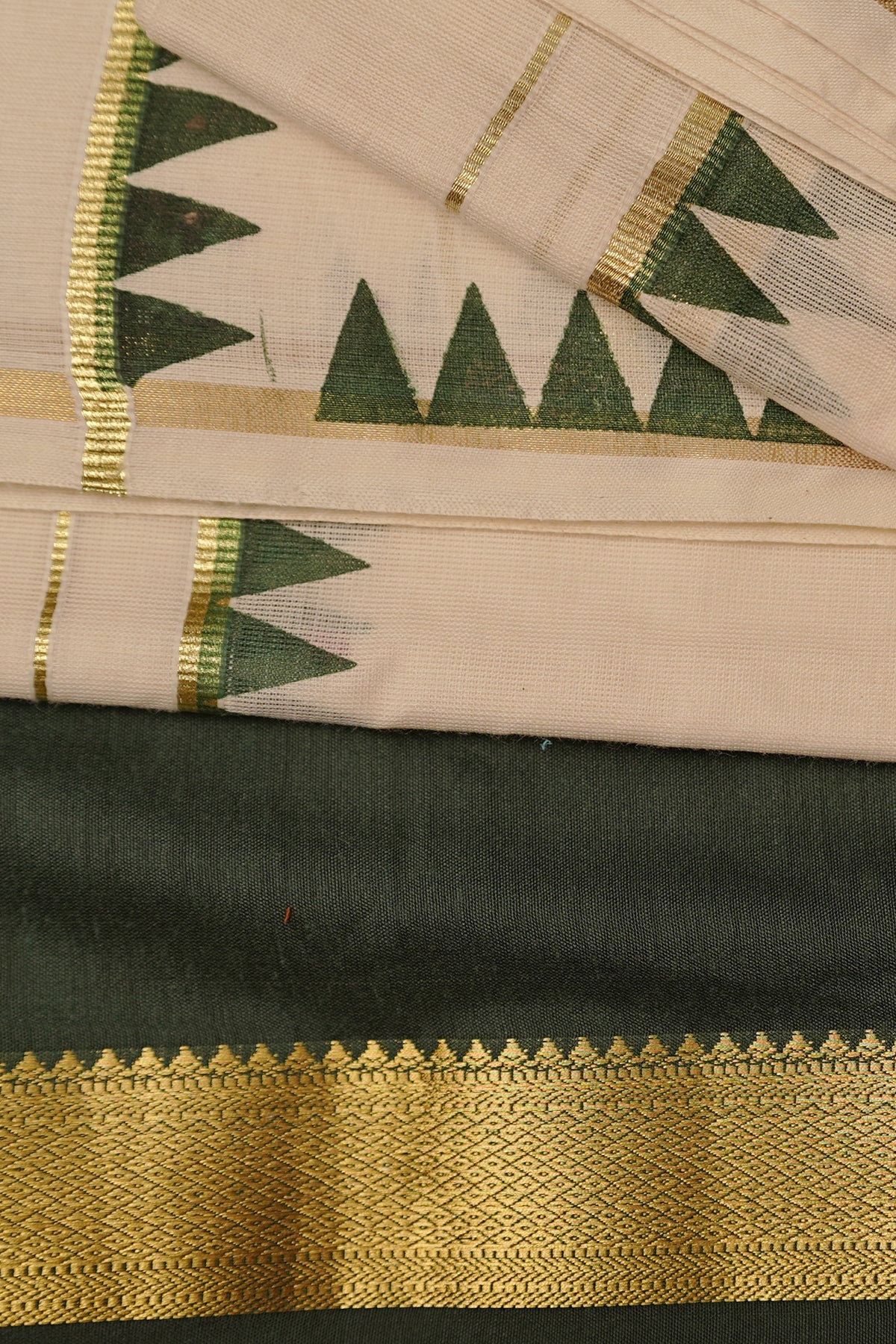 Pacha– Green Temple Printed Settumund with Kasav Border Blouse Material