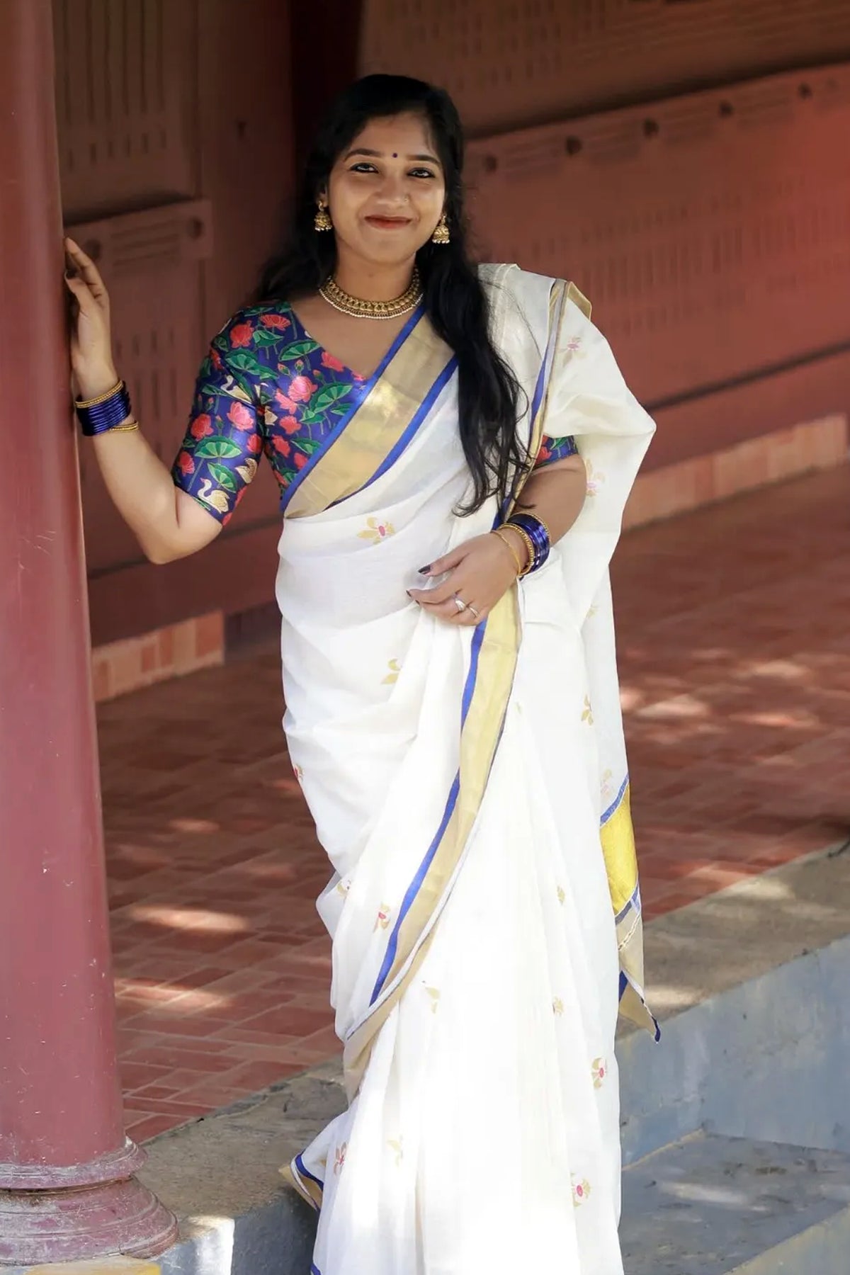 Hamsadwani - Abhiramam Traditional Saree without Blouse