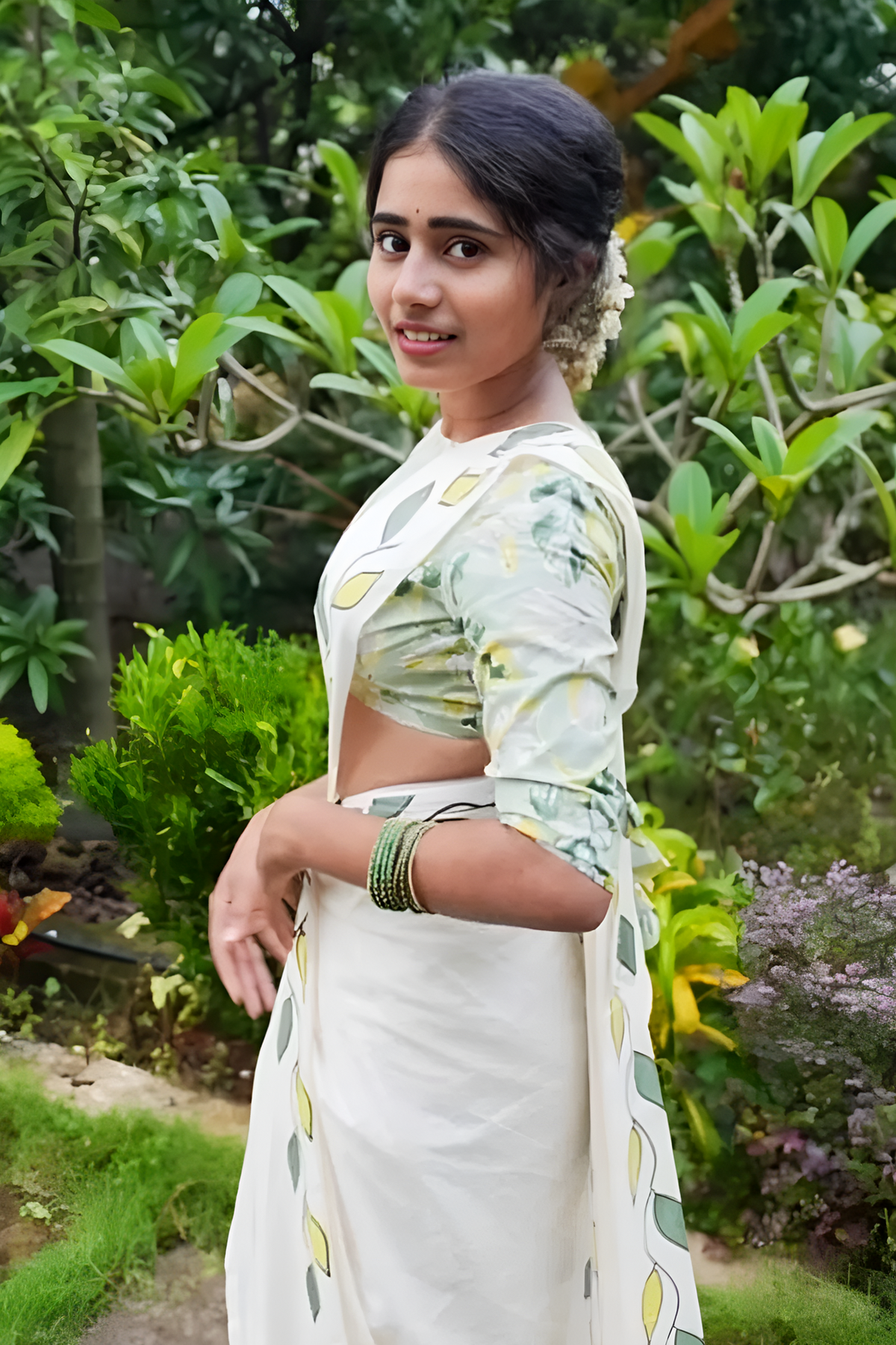 Ila - Yellow and Green Leaf Printed Settumund with Matching Blouse Material