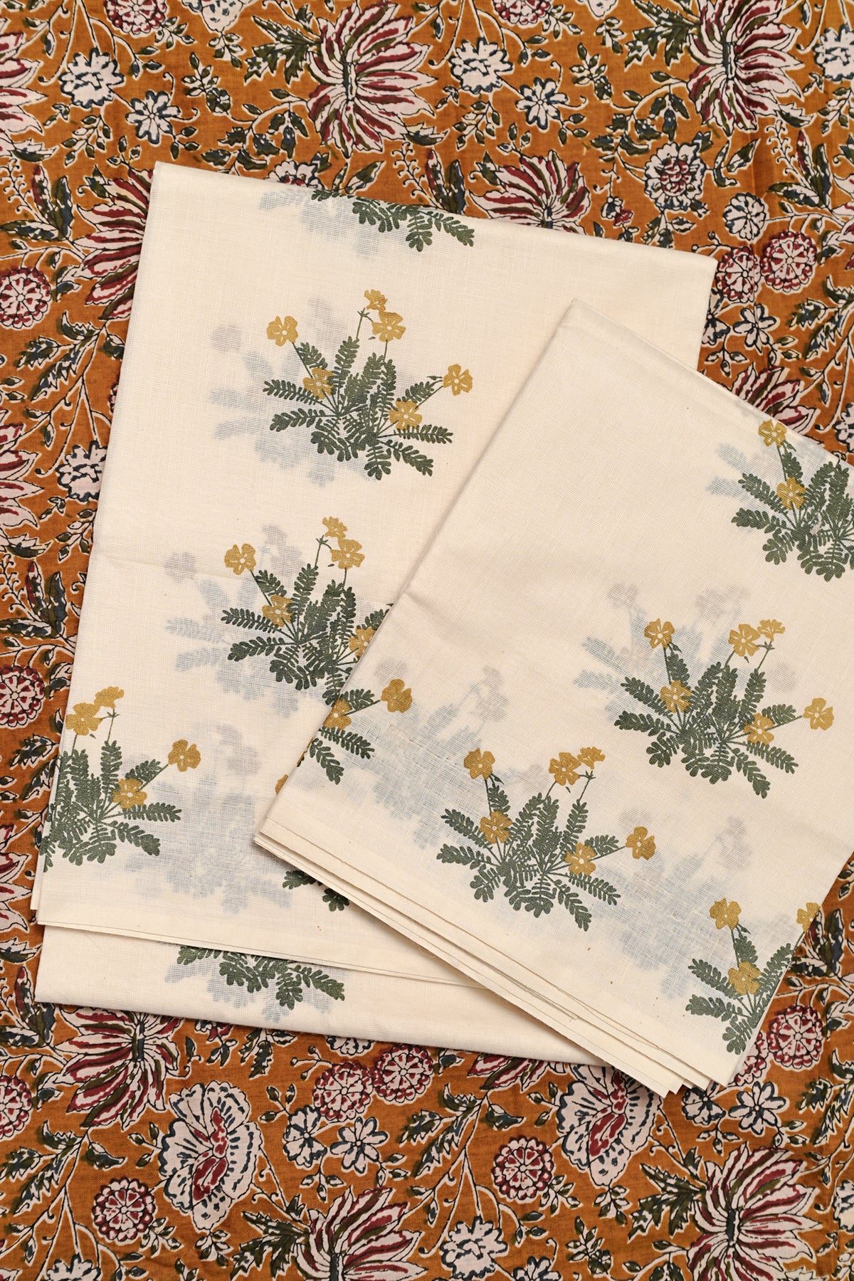 Mukkutti - Yellow and Green Mukkutti Printed Settumund with Matching Printed Blouse Material