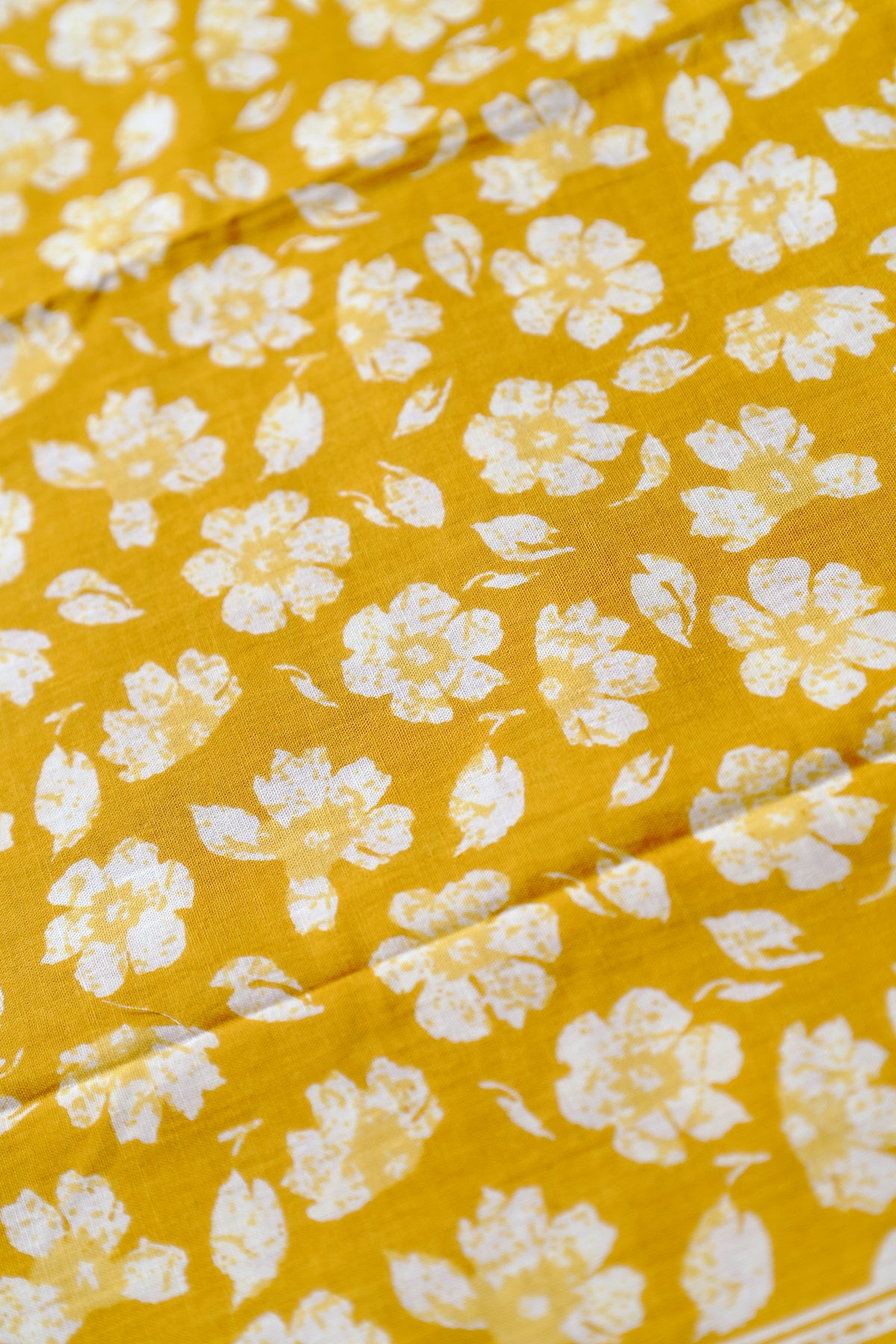 Seetha- Puliyilakkara Settu Mundu with Blouse Material