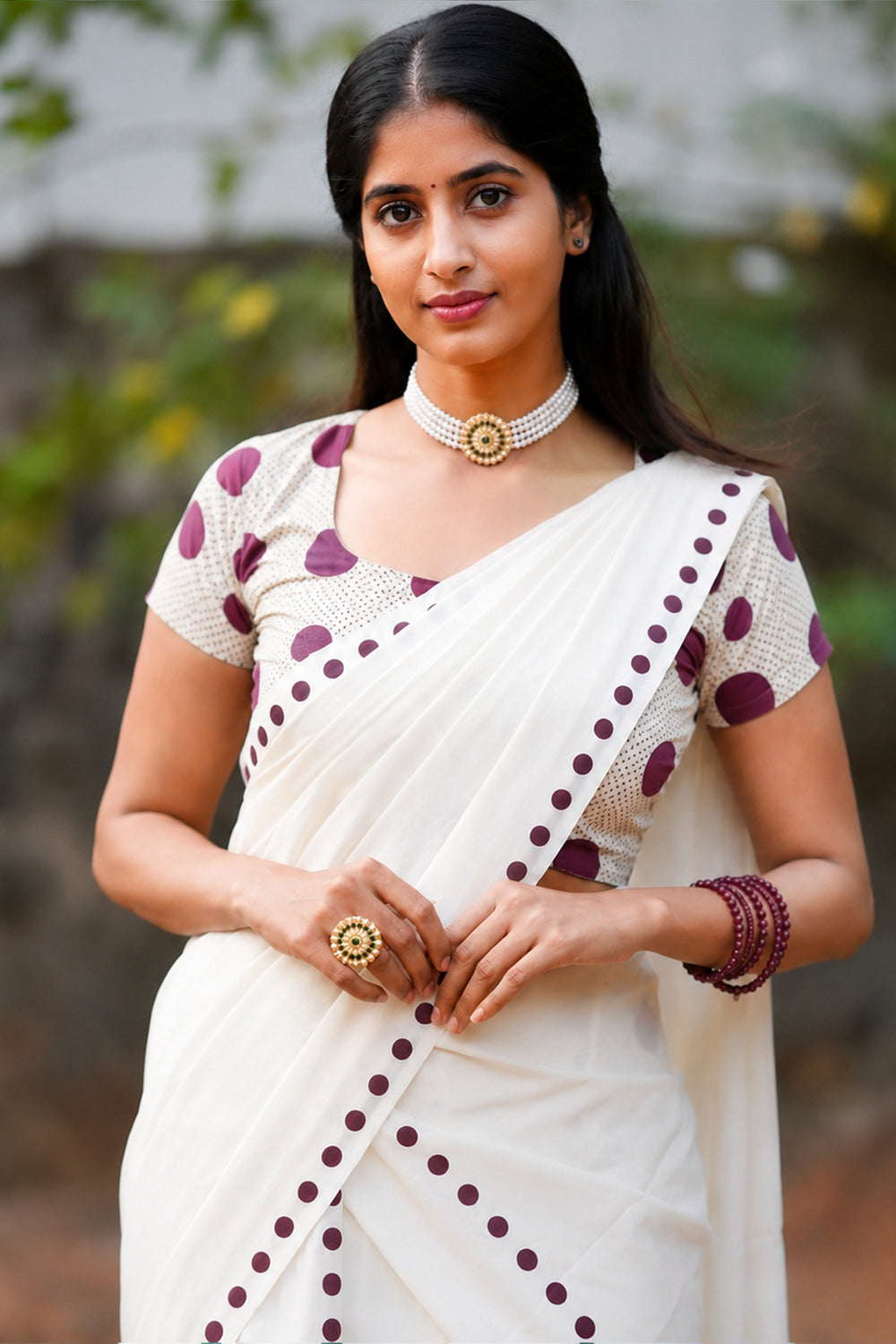 Wine Pottu - Wine color Dots Screen Printed Settumund with Matching Blouse Material