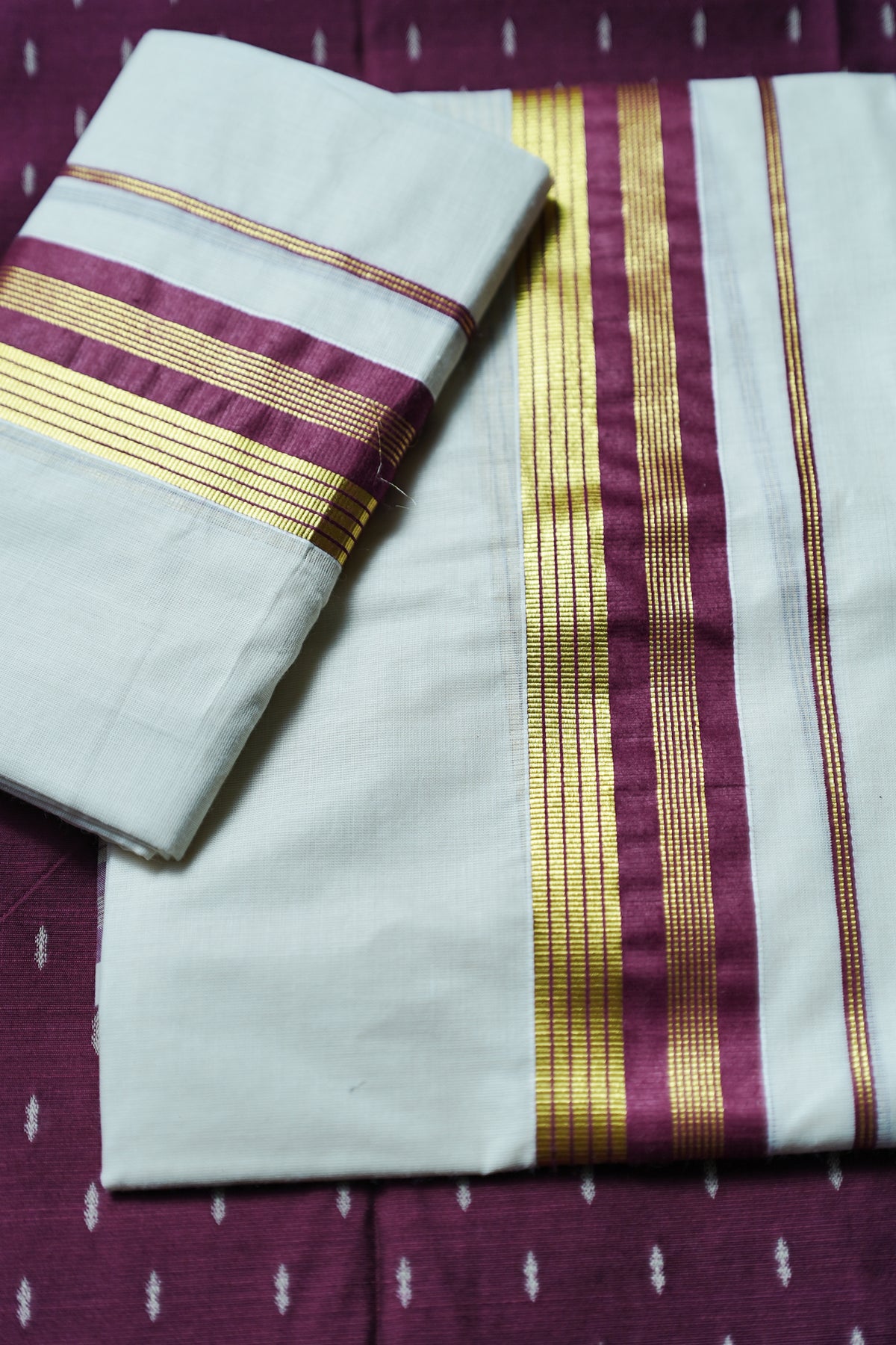 Chippy-Premium Pure Cotton Printed Sett Mundu