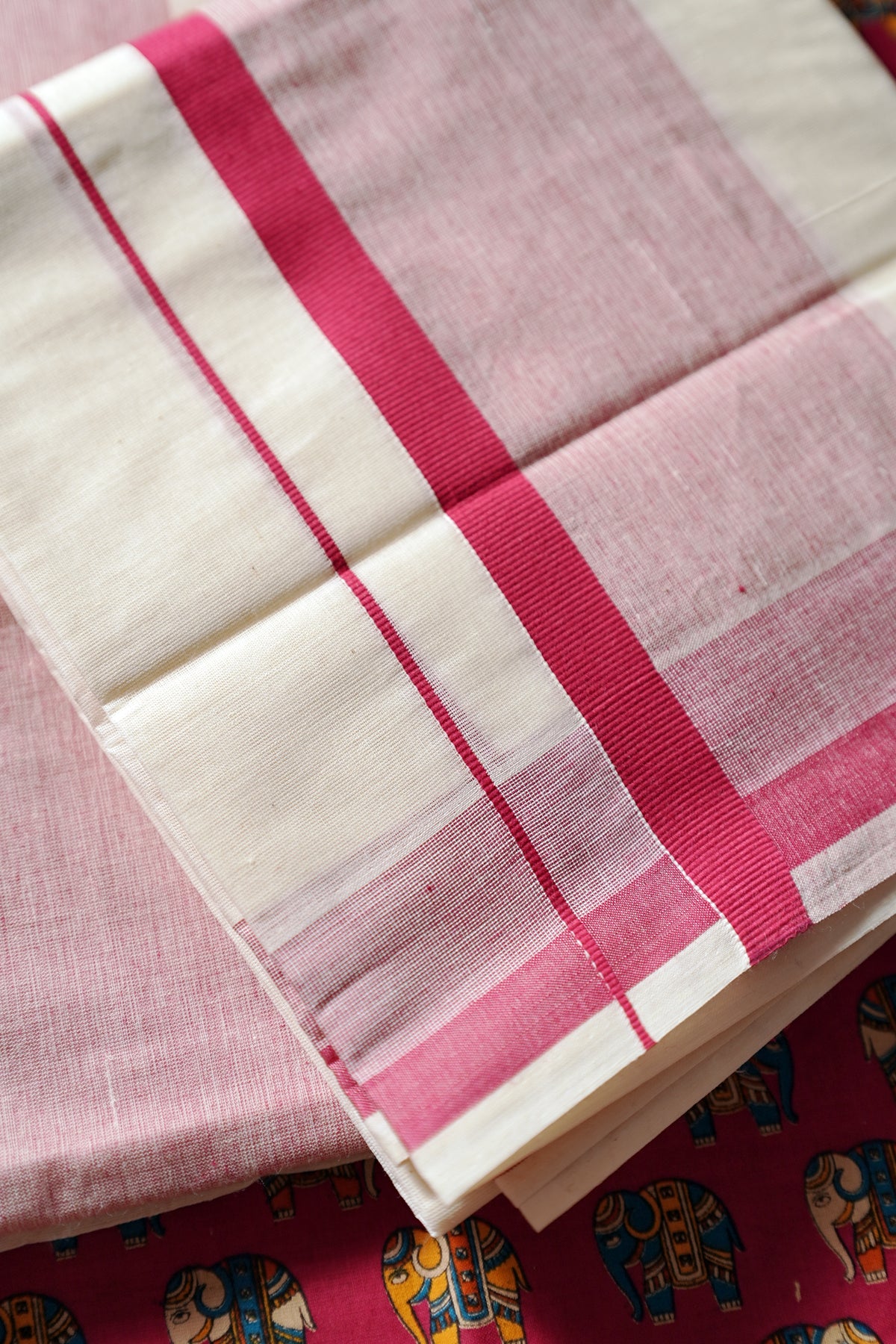 Gajarekha - Kattikkara Settu Mundu with Elephant Printed Blouse Material