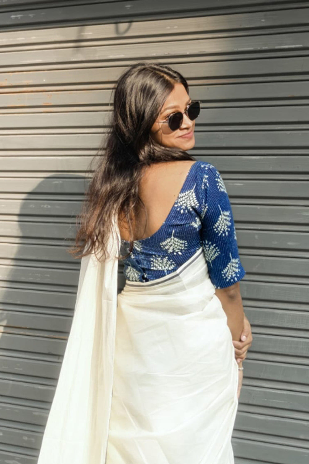 Gouri - Blue Puliyilakkara Settumund with Kantha Cotton Blouse Material