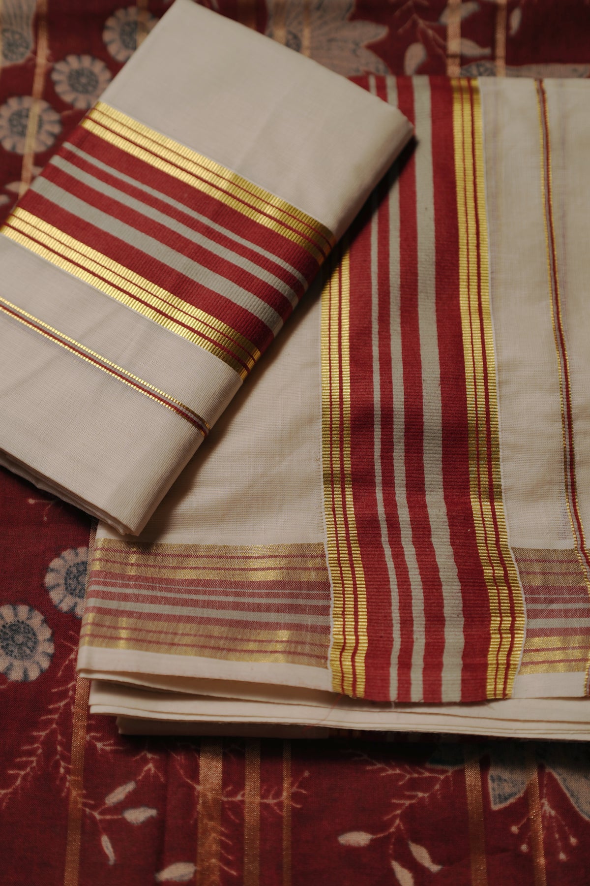 Gayathri- Pure Cotton Kasavu Settu Mundu with Designer Blouse Material