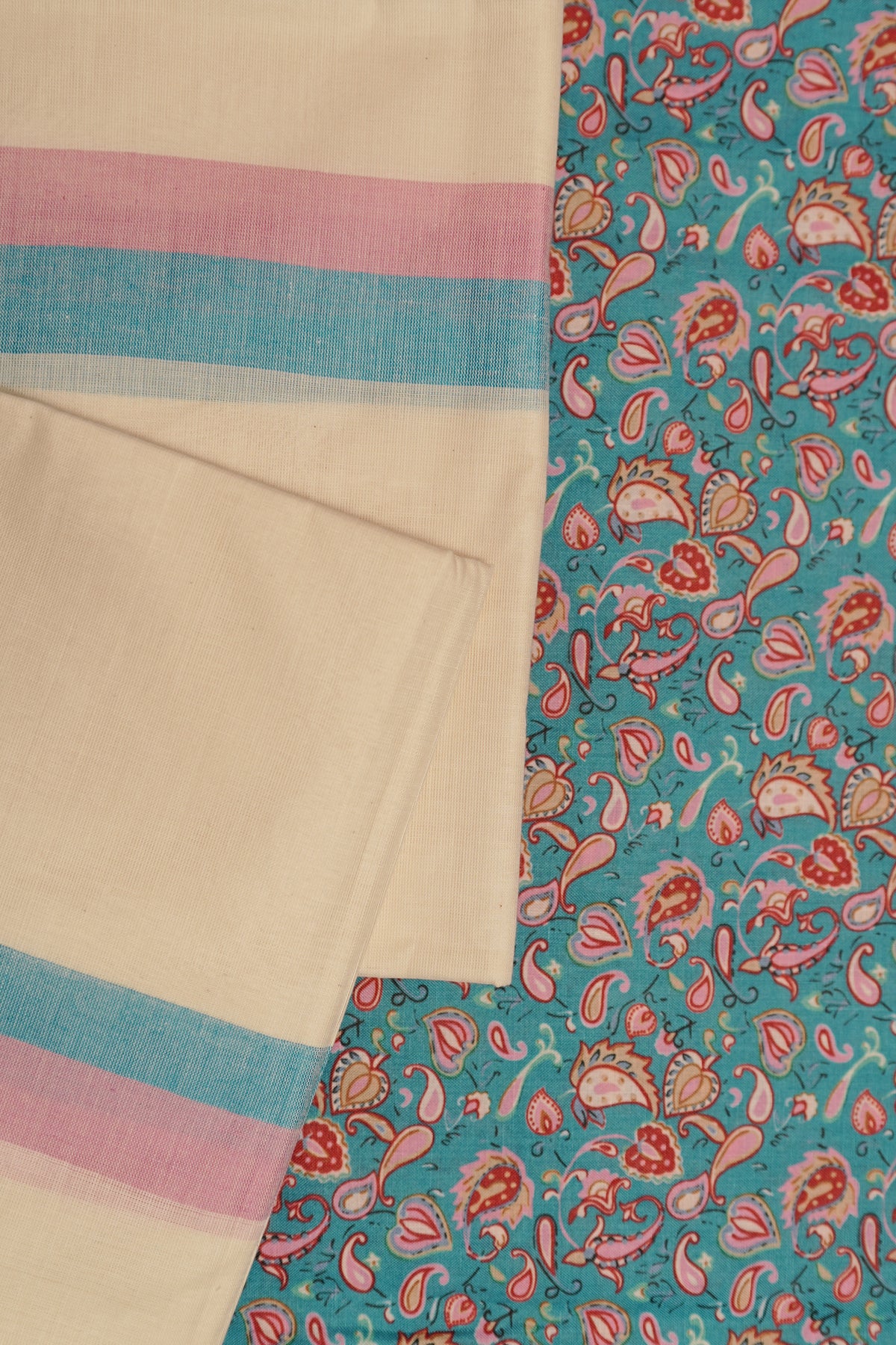 Nandhini – Kerala Traditional Settumundu with Blouse Material