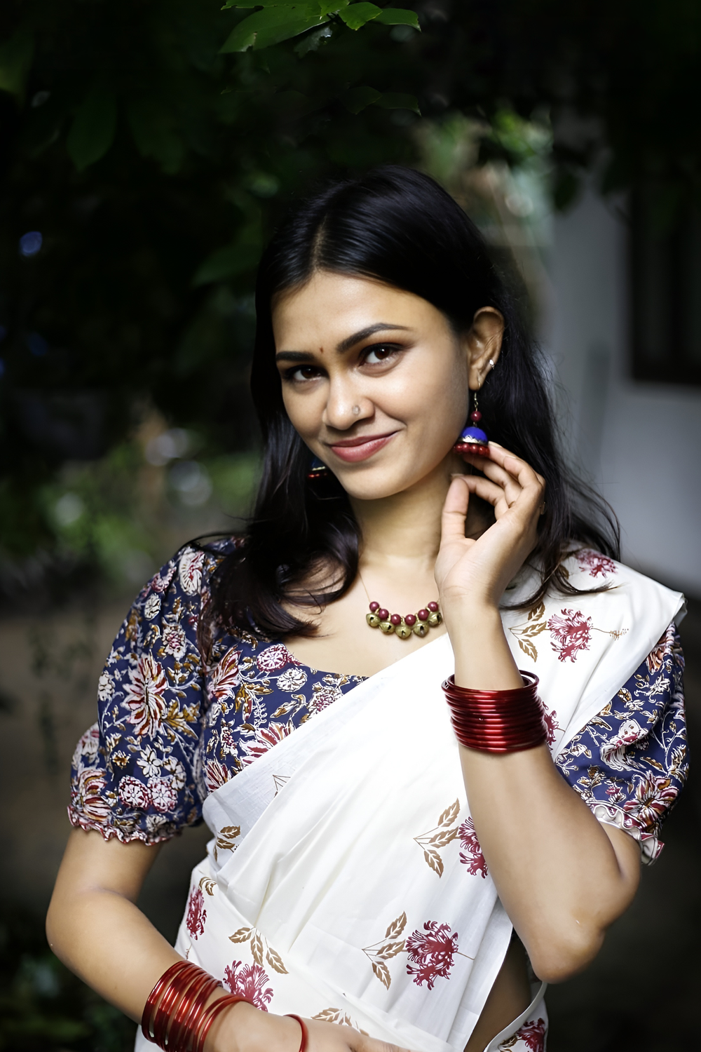 Njali Chembarathi - Floral Printed Settumund with Matching Blouse Material