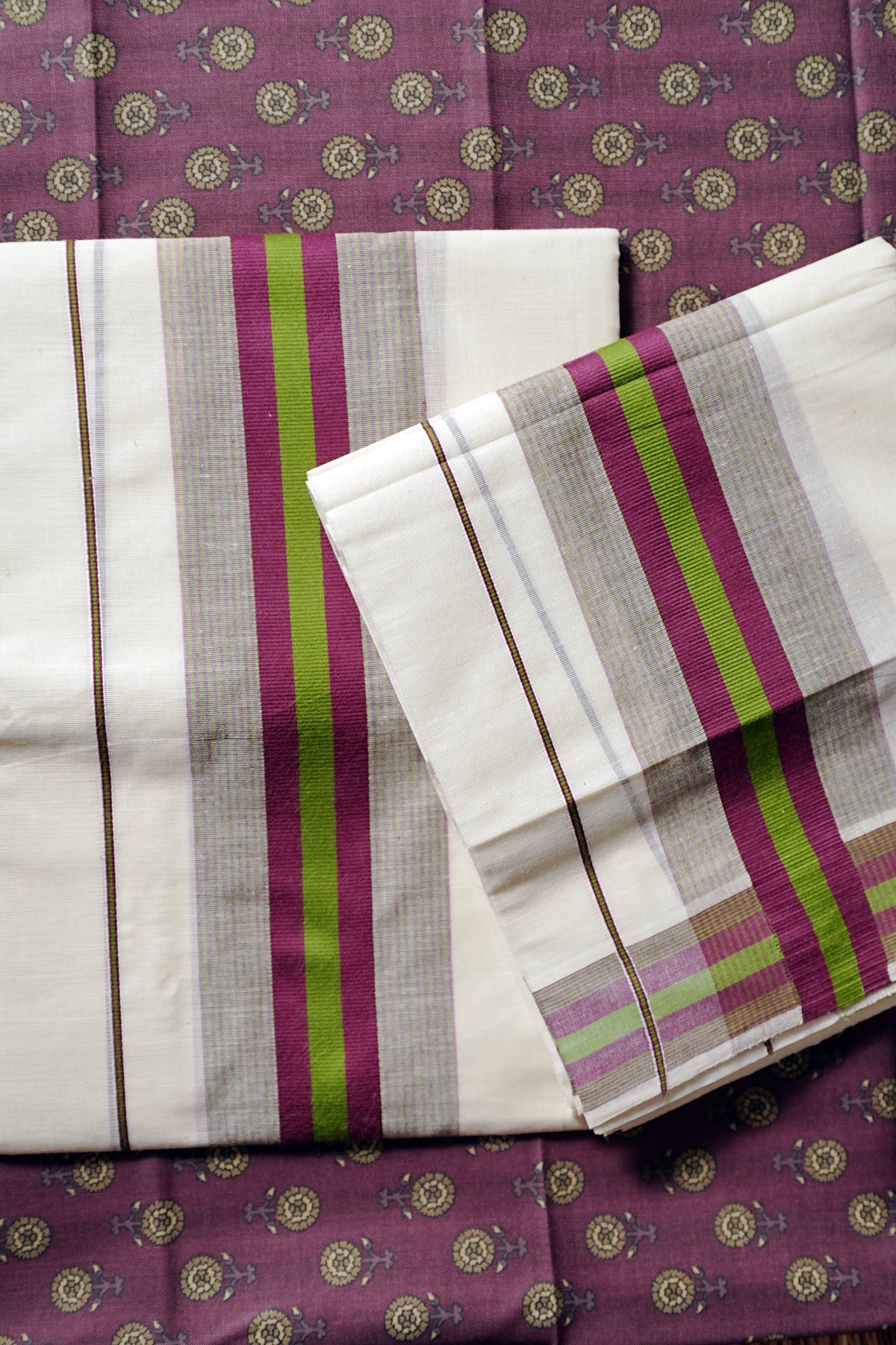 Varsha- Purple & Olive Green Kattikkara Settu Mundu with Printed Blouse Material